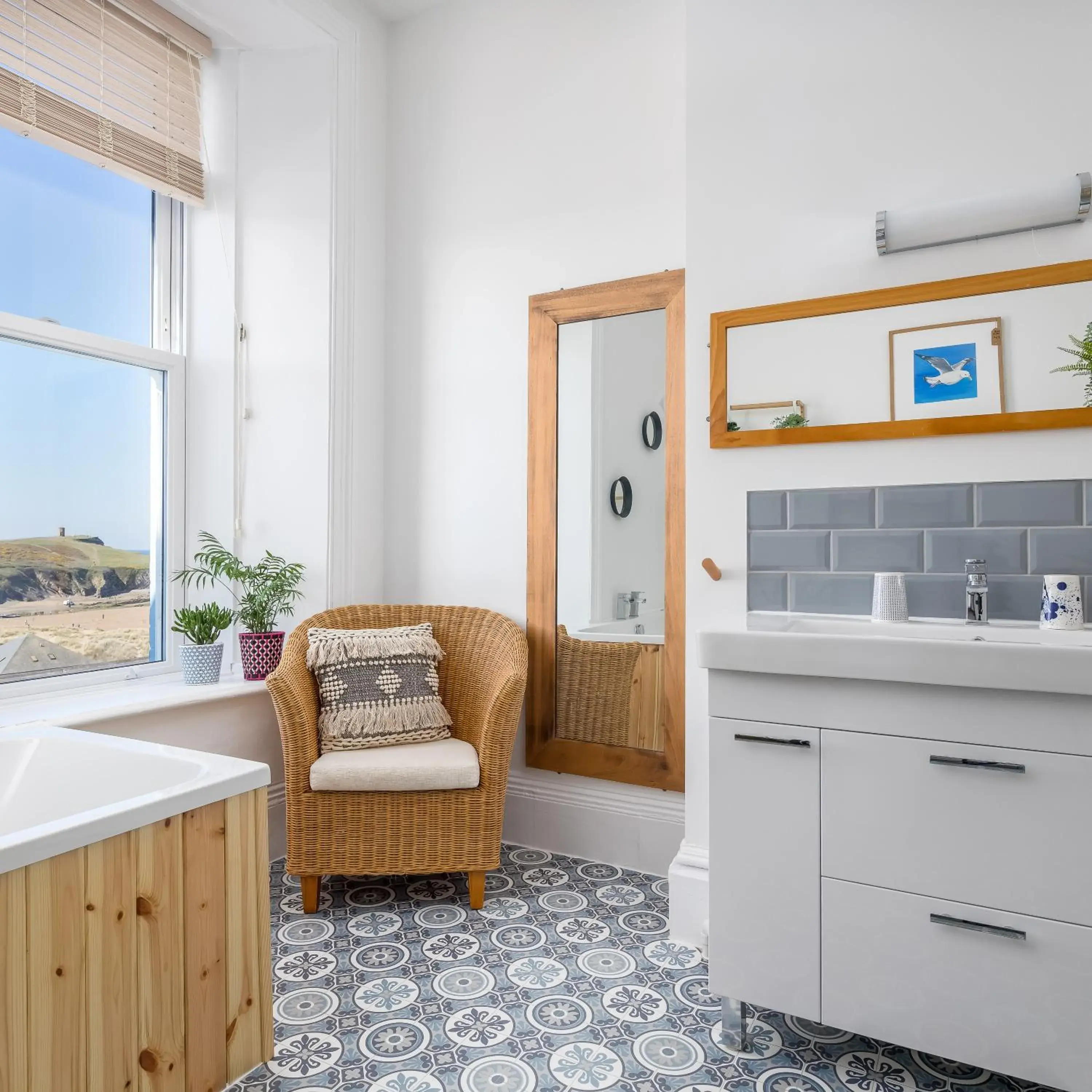 Bathroom, Seating Area in The Edgcumbe