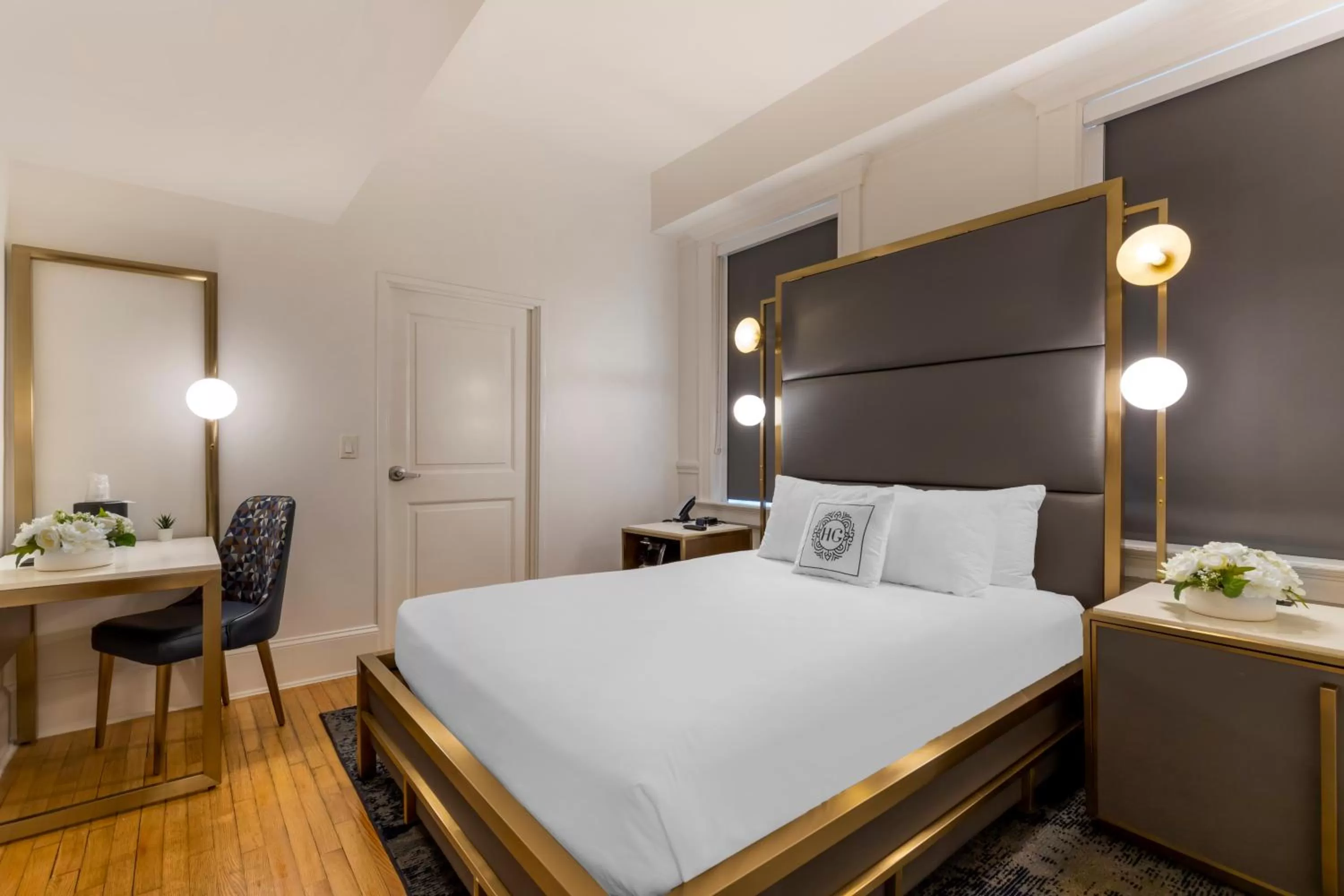 Bedroom, Bed in Hotel Gibbs Downtown Riverwalk