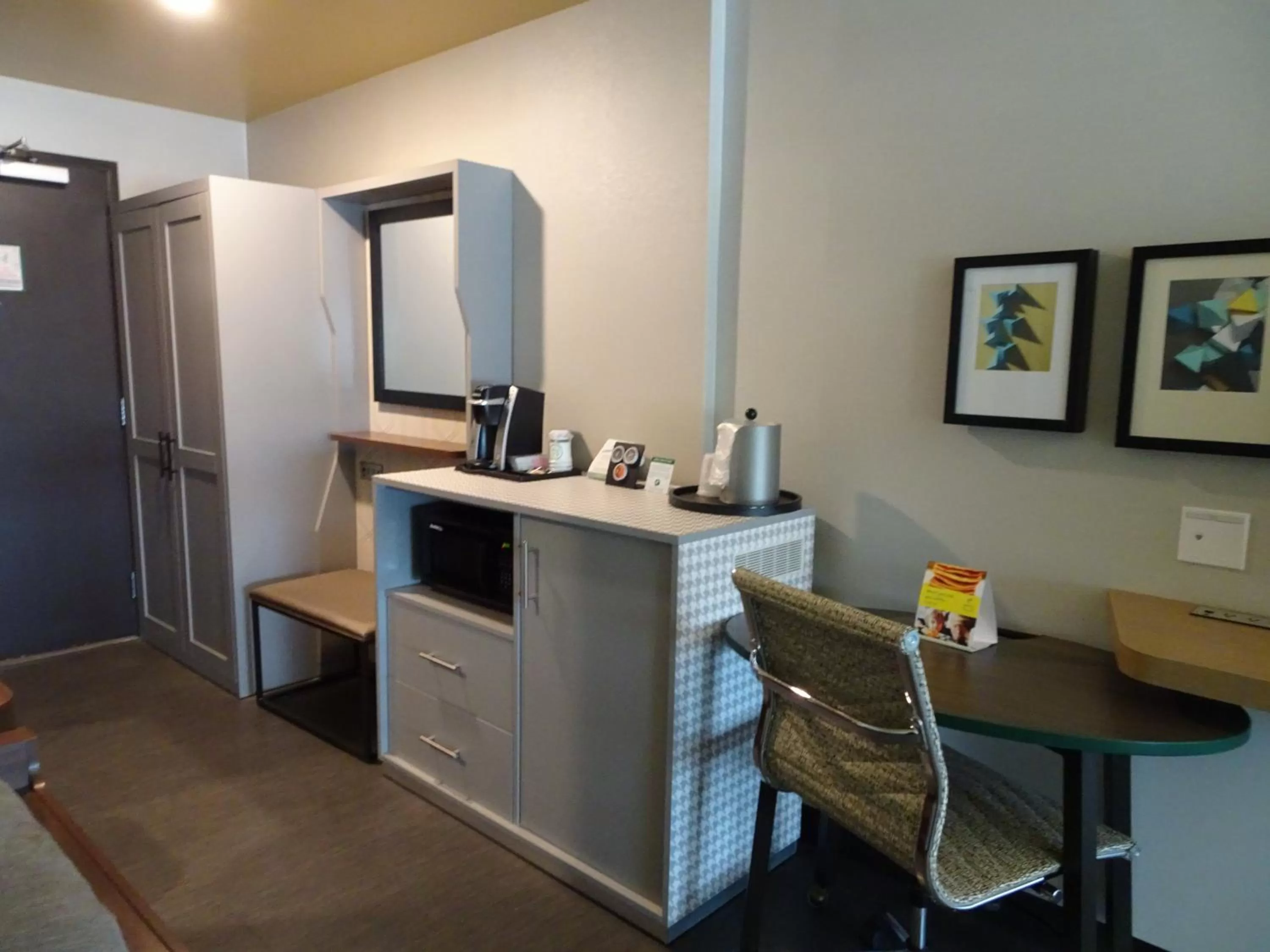 Photo of the whole room in Holiday Inn - Jonesboro by IHG