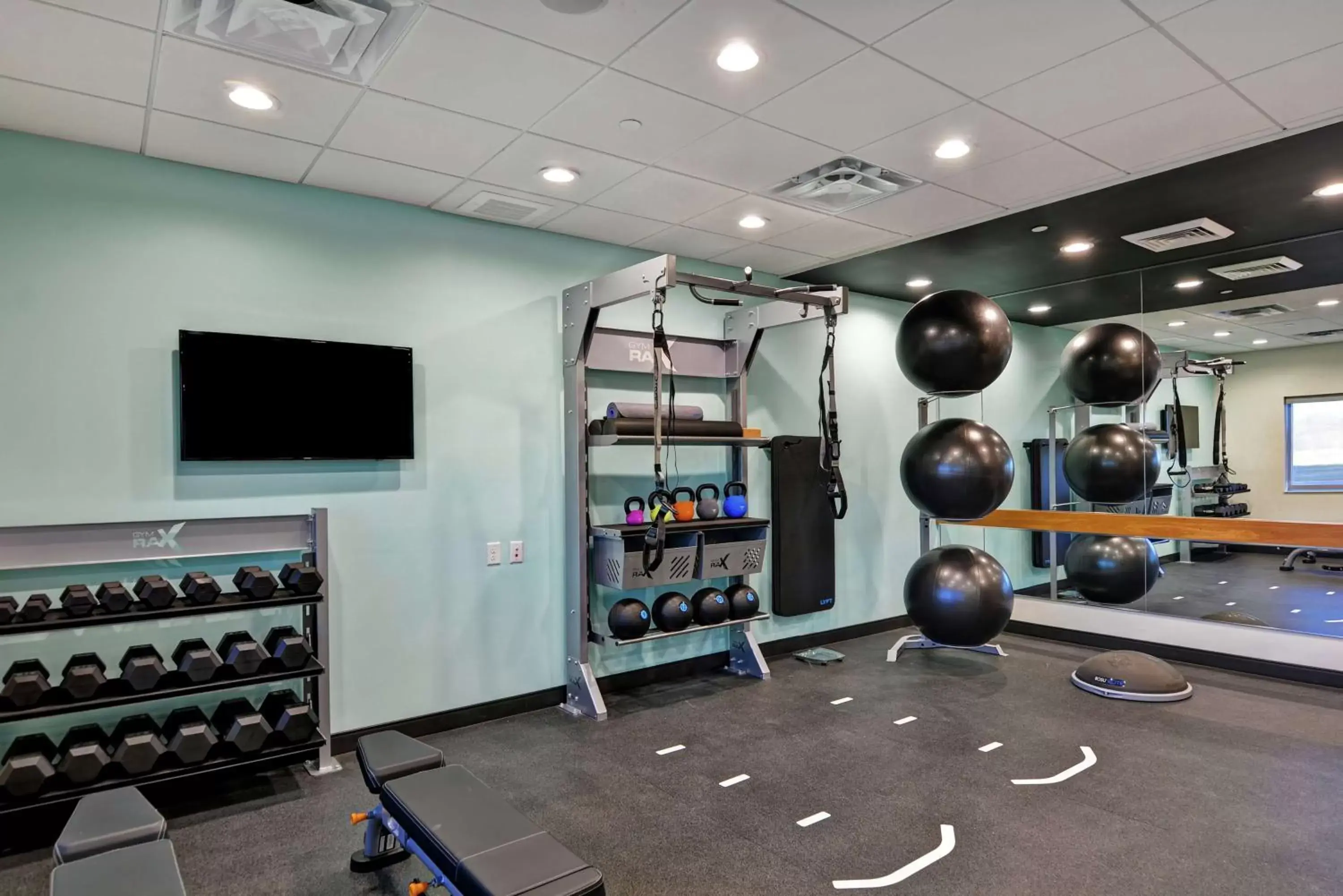 Fitness centre/facilities, Fitness Center/Facilities in Tru By Hilton Shepherdsville Louisville South