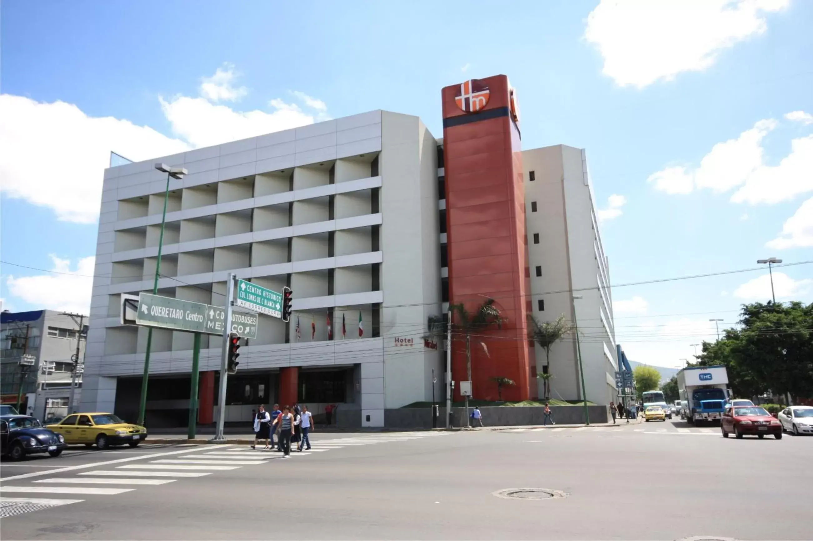 Facade/entrance, Property Building in Hotel Mirabel