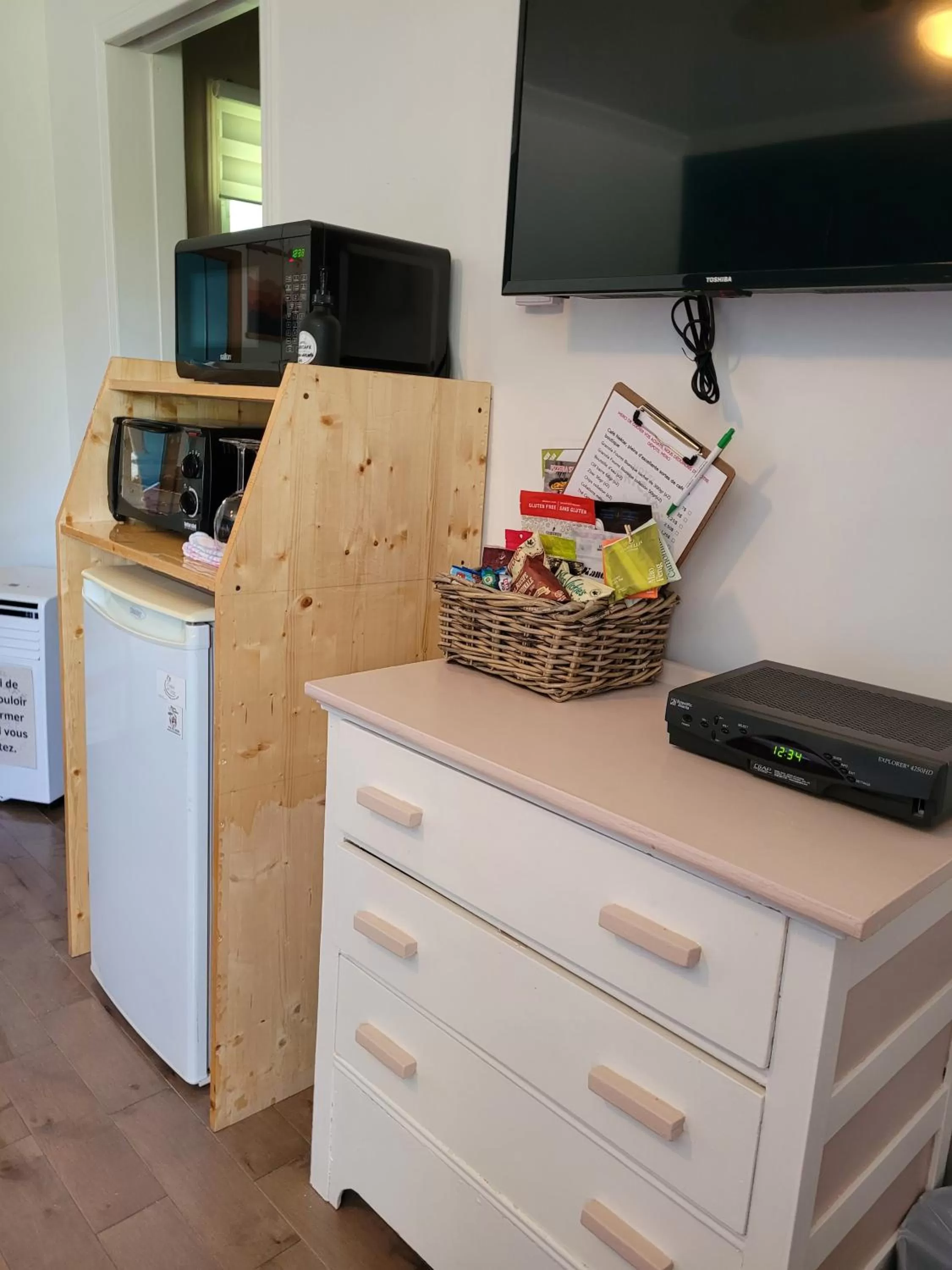 TV and multimedia in Motel Abricafé