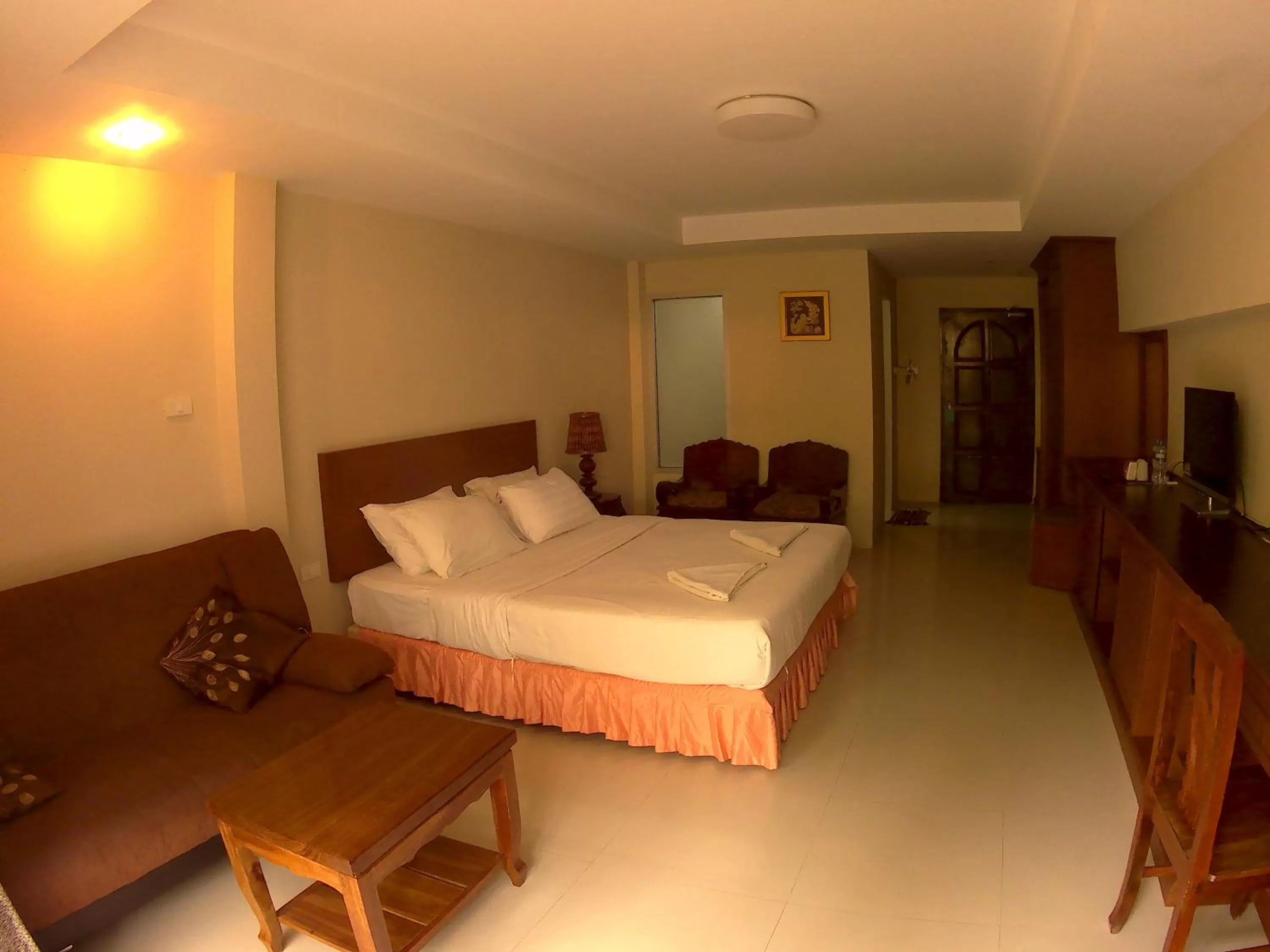 Photo of the whole room, Bed in Sea-Sun Bungalow & Resort
