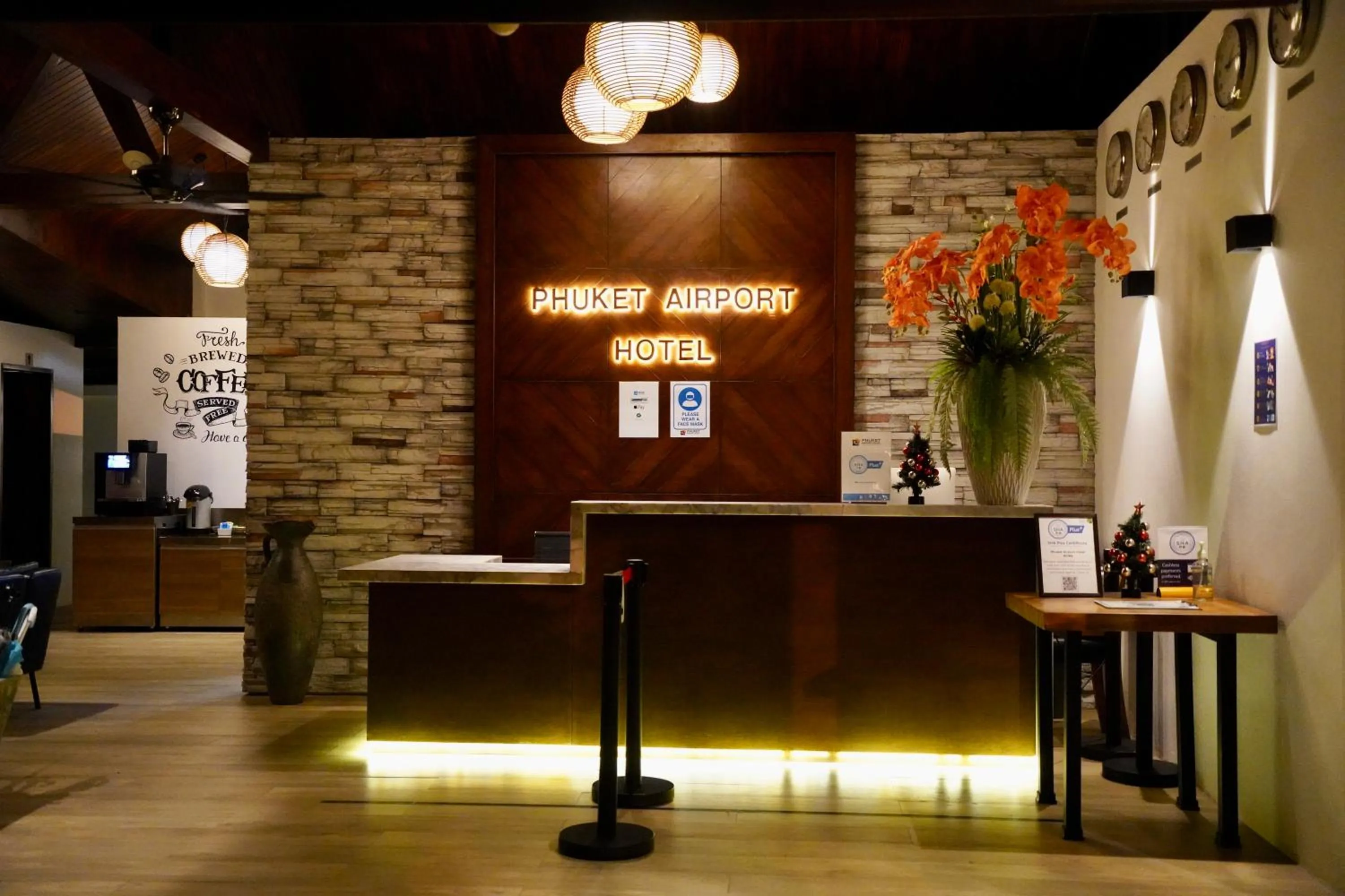 Lobby or reception in Phuket Airport Hotel - SHA Extra Plus