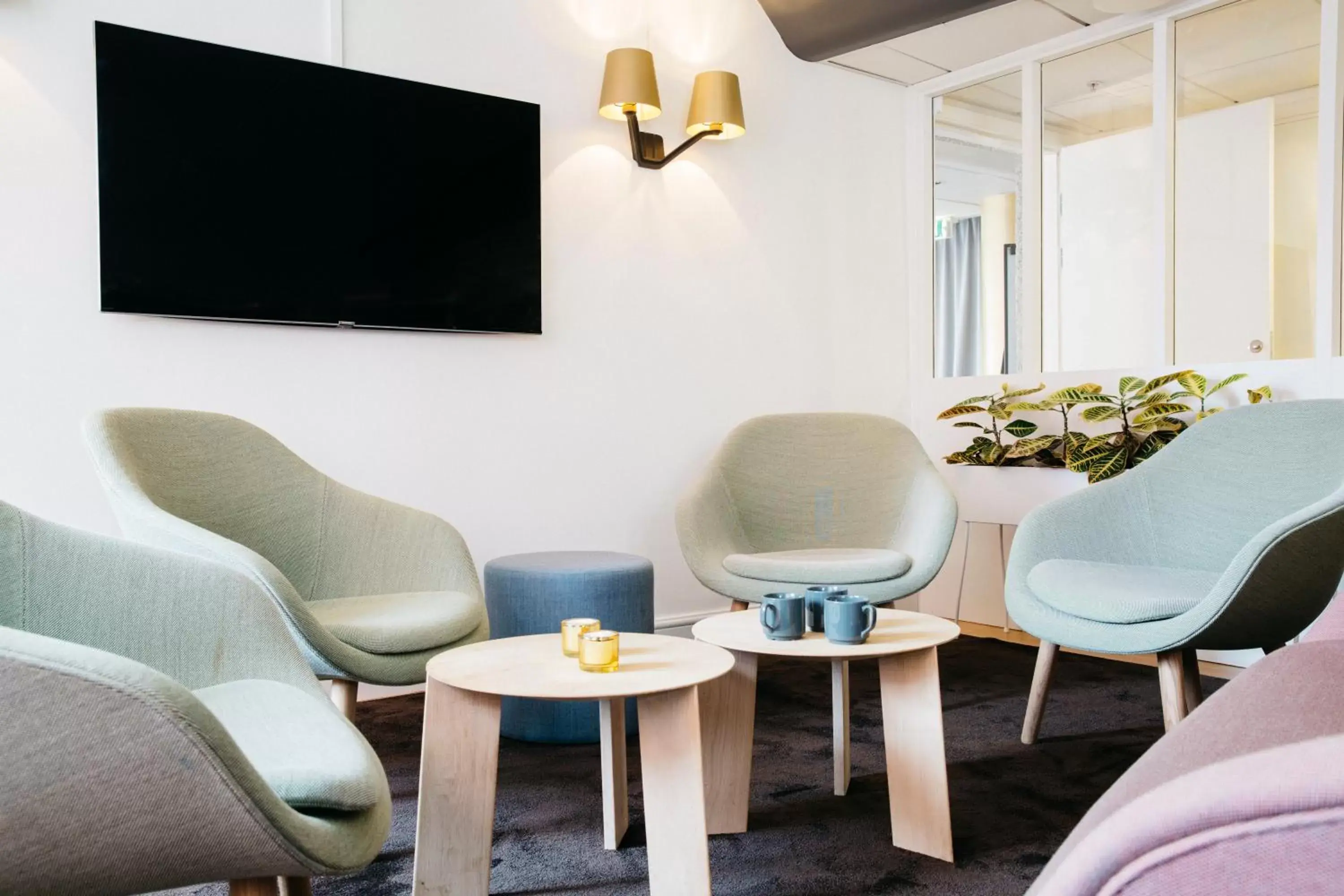 Communal lounge/ TV room, Seating Area in Best Western Kom Hotel Stockholm