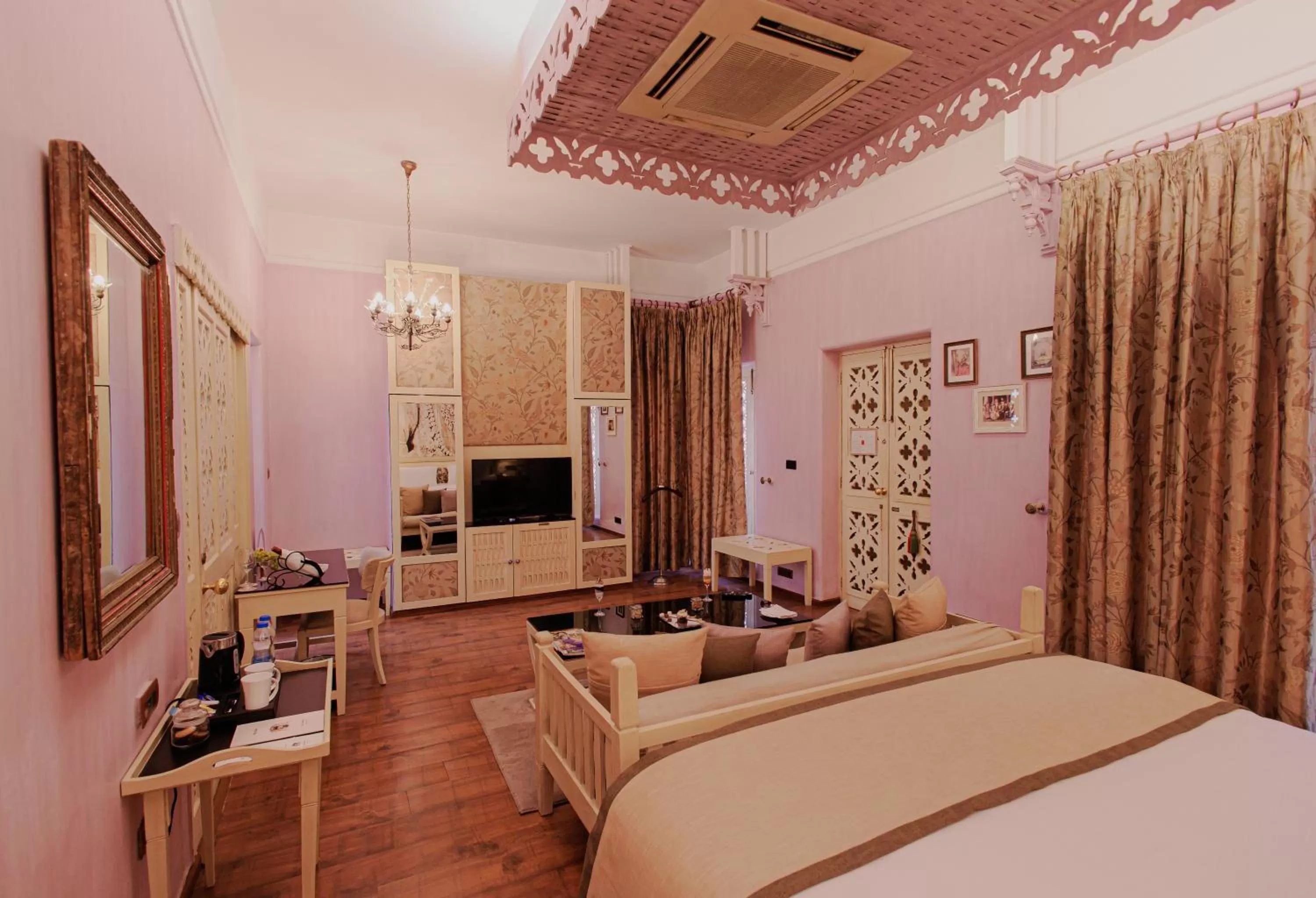 Photo of the whole room, Bed in Ajit Bhawan - A Palace Resort