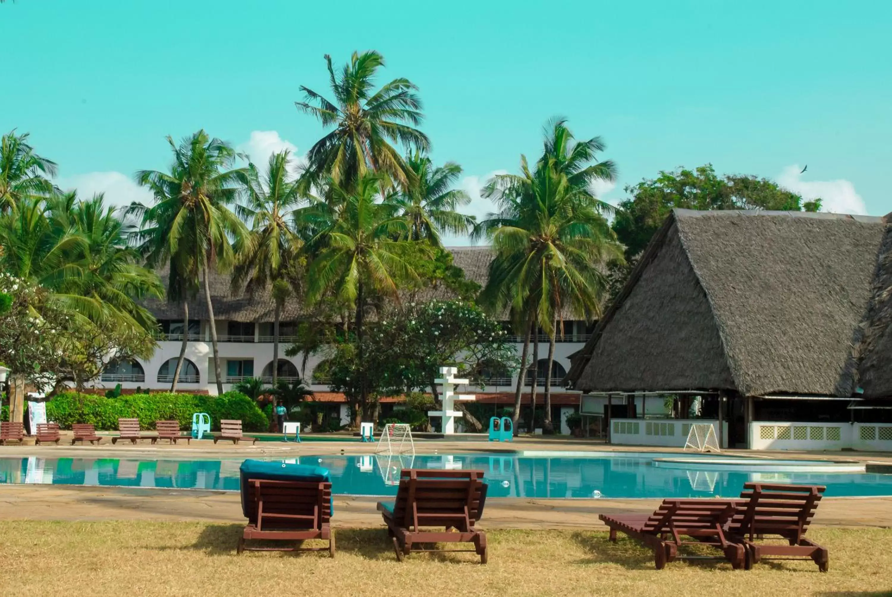 Swimming Pool in Reef Hotel Mombasa