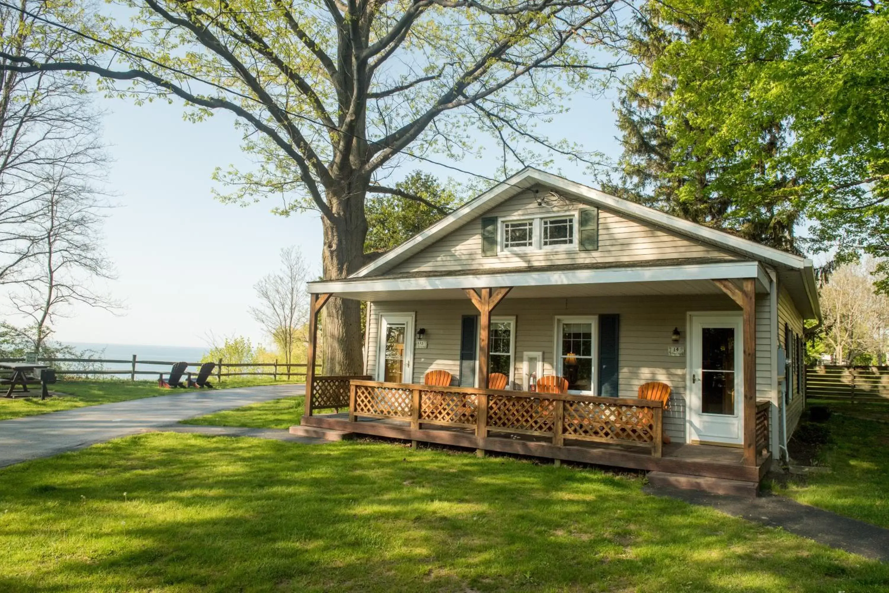 Property Building in Lakeview on the Lake