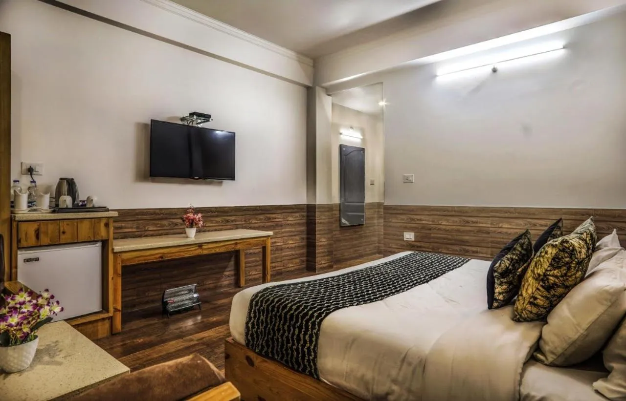 Communal lounge/ TV room, Bed in The Mountain Quail