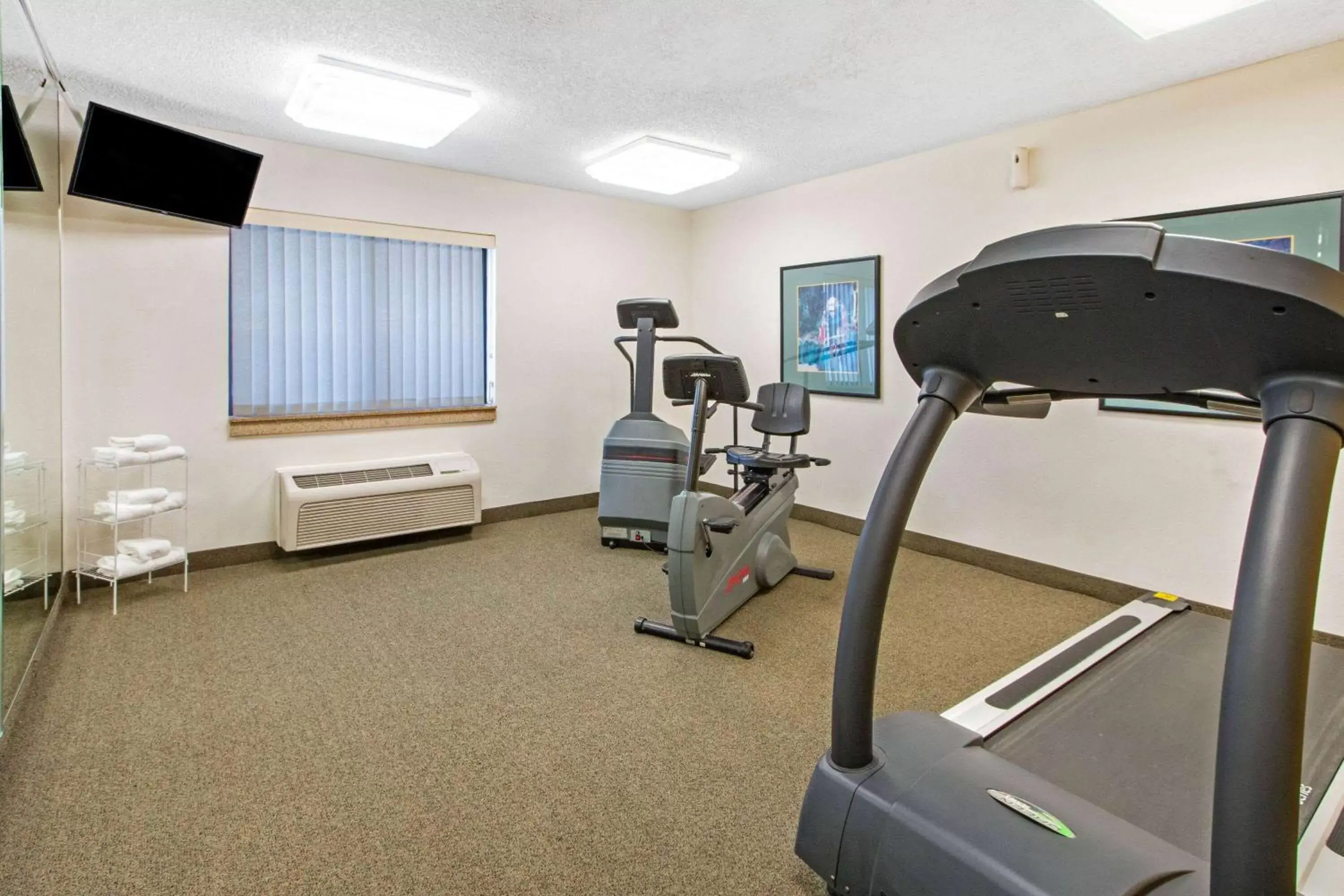 Fitness centre/facilities, Fitness Center/Facilities in La Quinta by Wyndham Albuquerque Journal Ctr NW