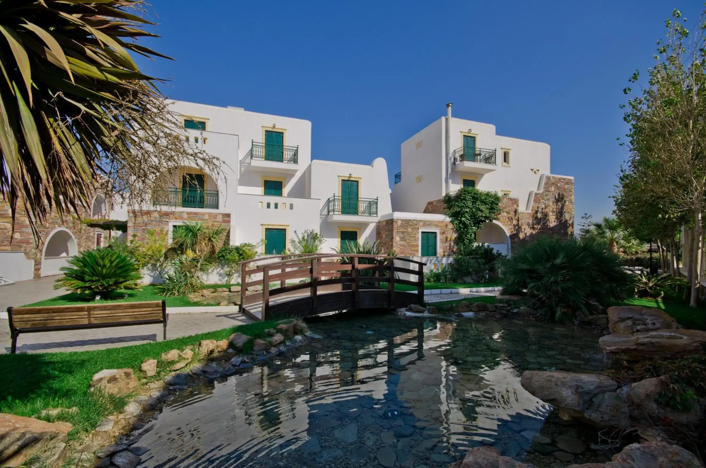 Facade/entrance, Swimming Pool in Naxos Resort Beach Hotel