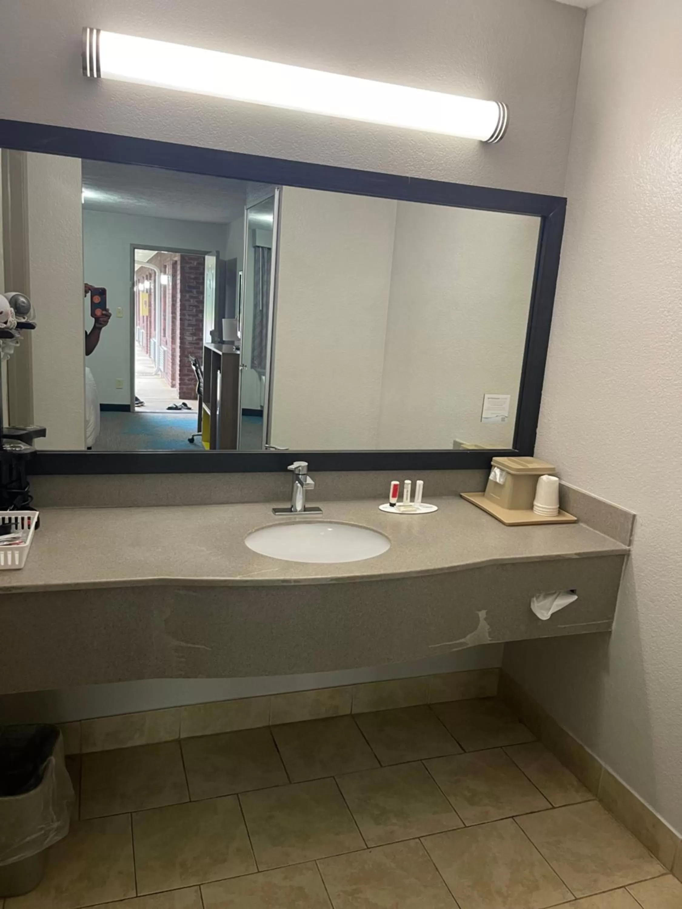 Days Inn by Wyndham Savannah