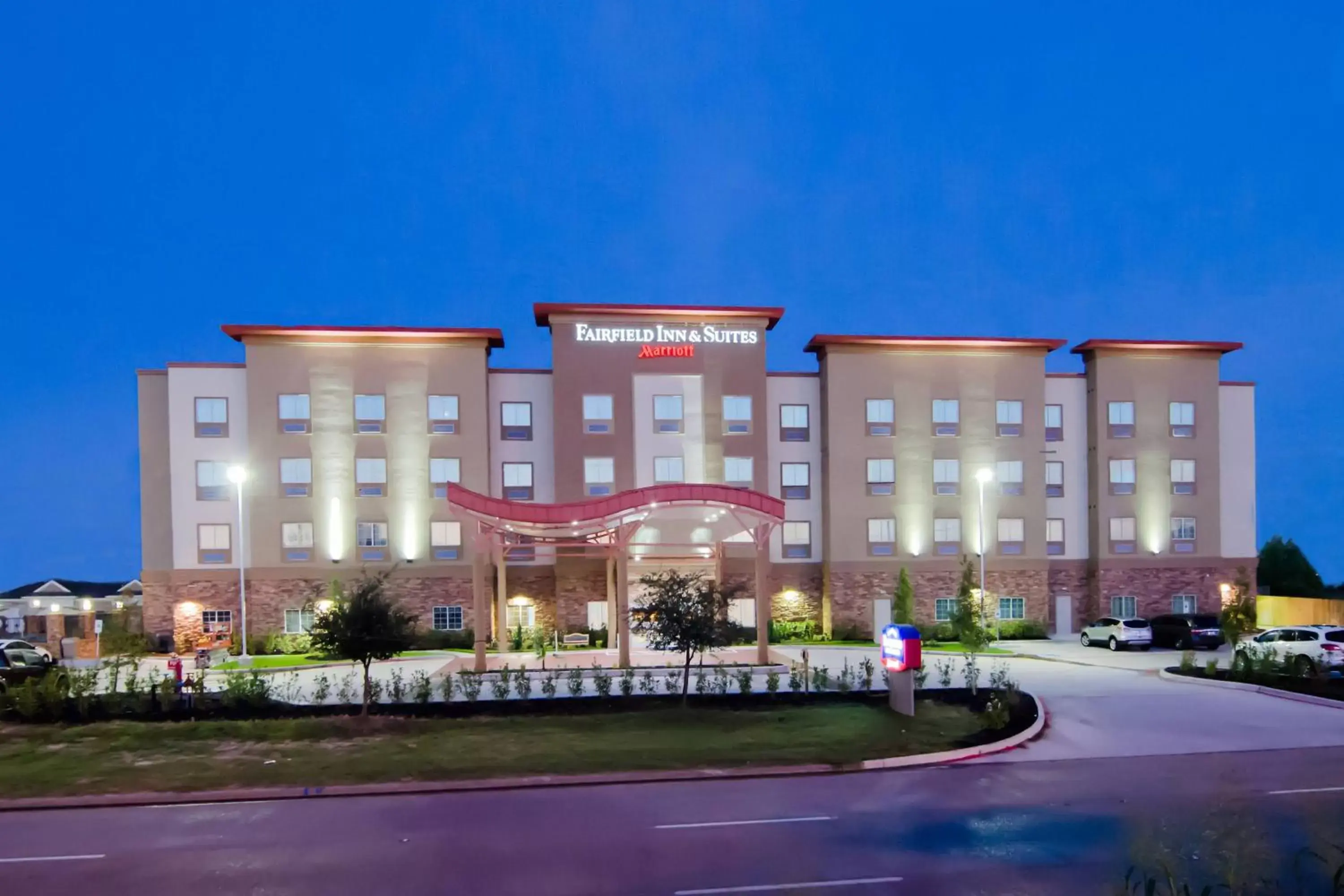 Property Building in Fairfield Inn and Suites by Marriott North Spring