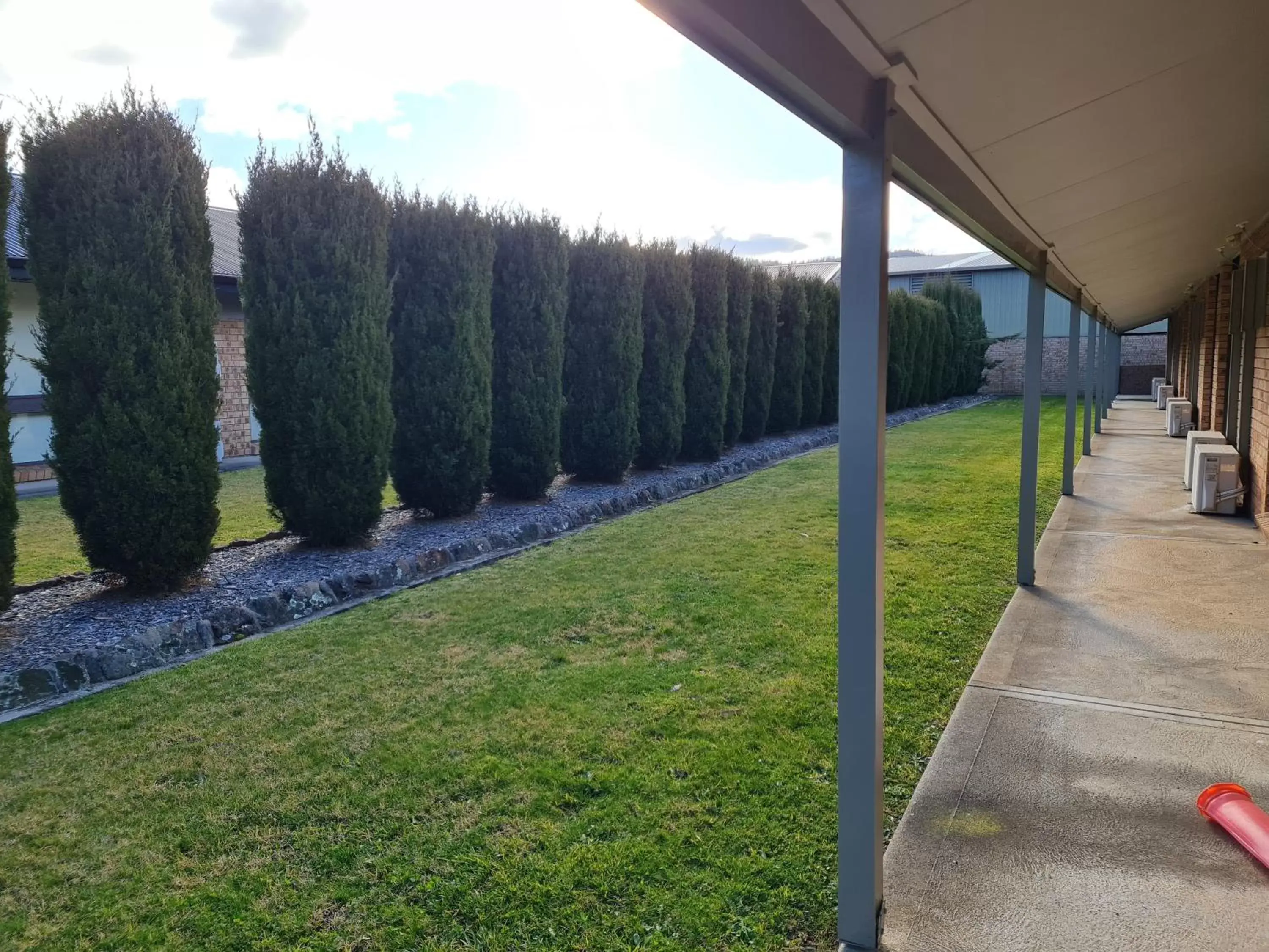 Inner courtyard view in Zig Zag Motel