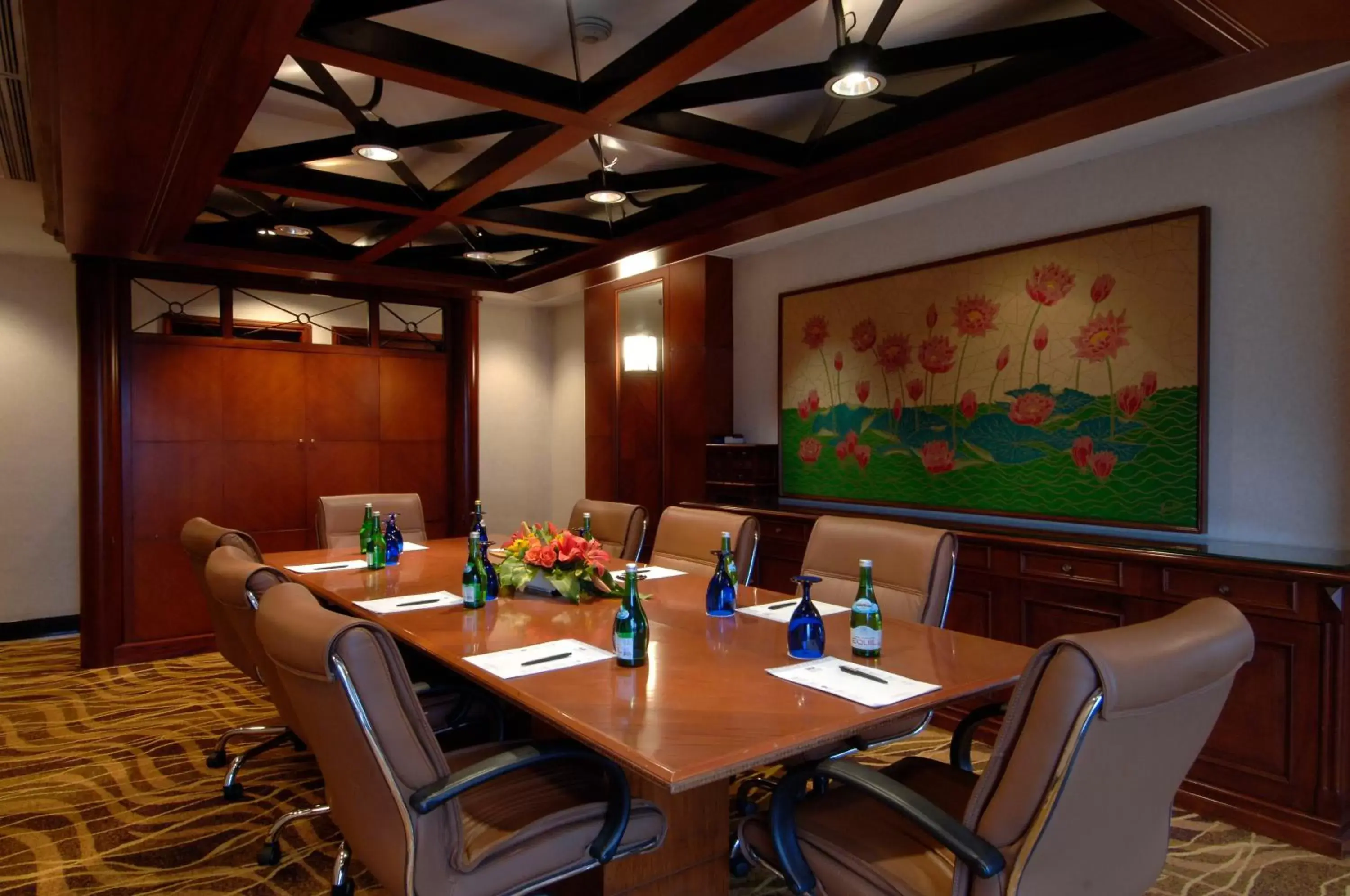 Business facilities in The Sultan Hotel & Residence Jakarta