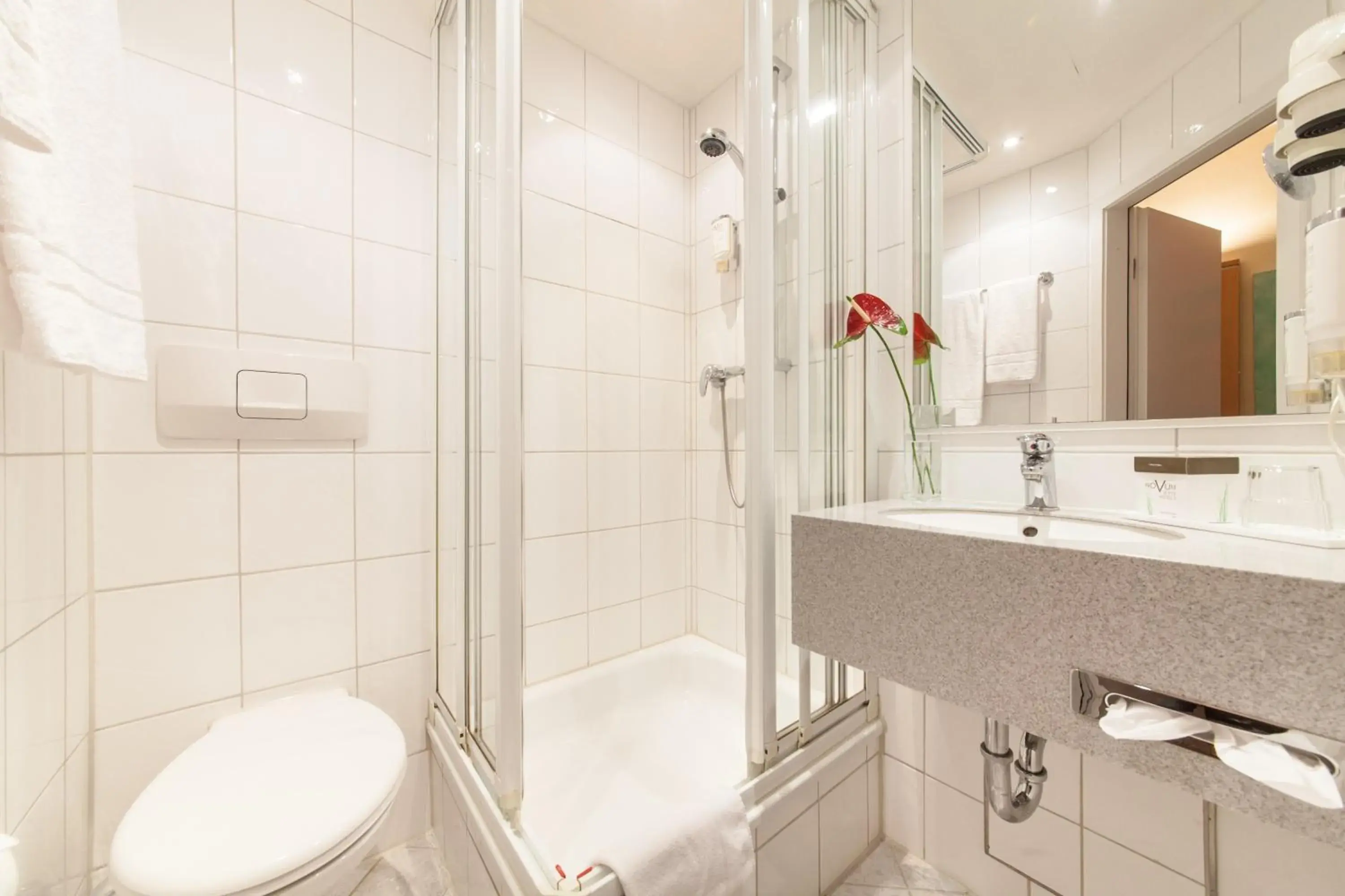 Bathroom in Hotel Offenbacher Hof