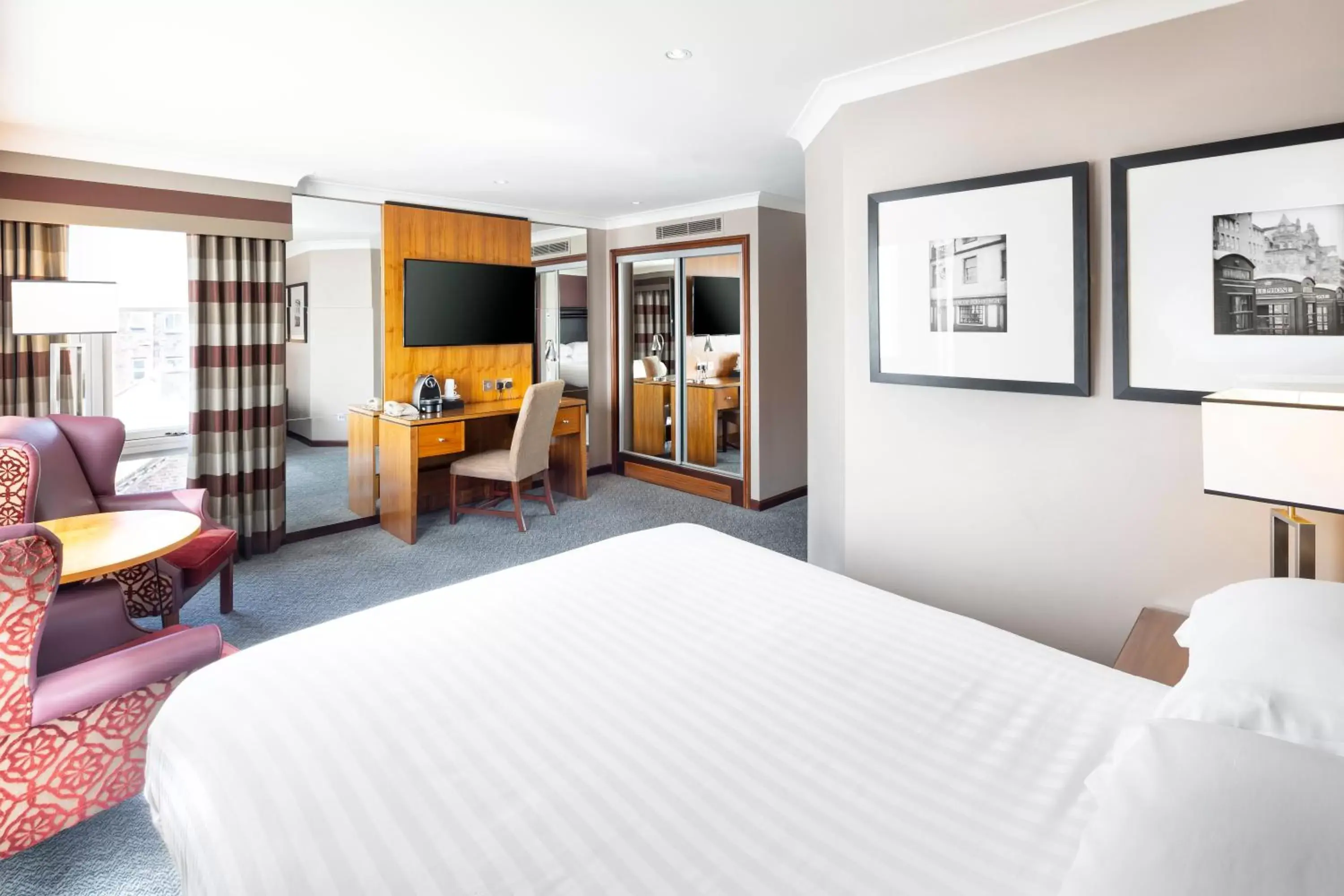 Bed in Edinburgh Holyrood Hotel