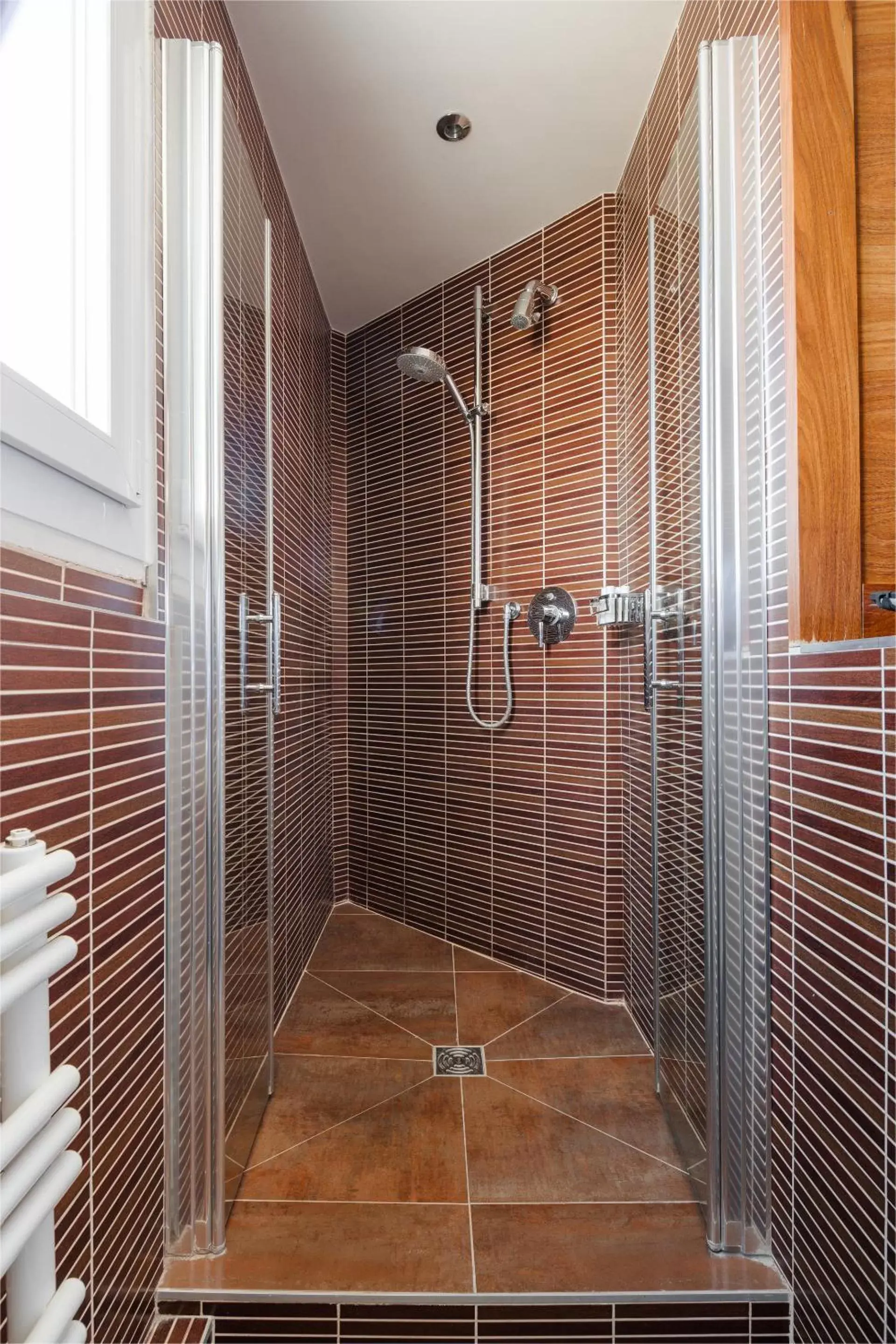 Bathroom in Atala powered by Sonder