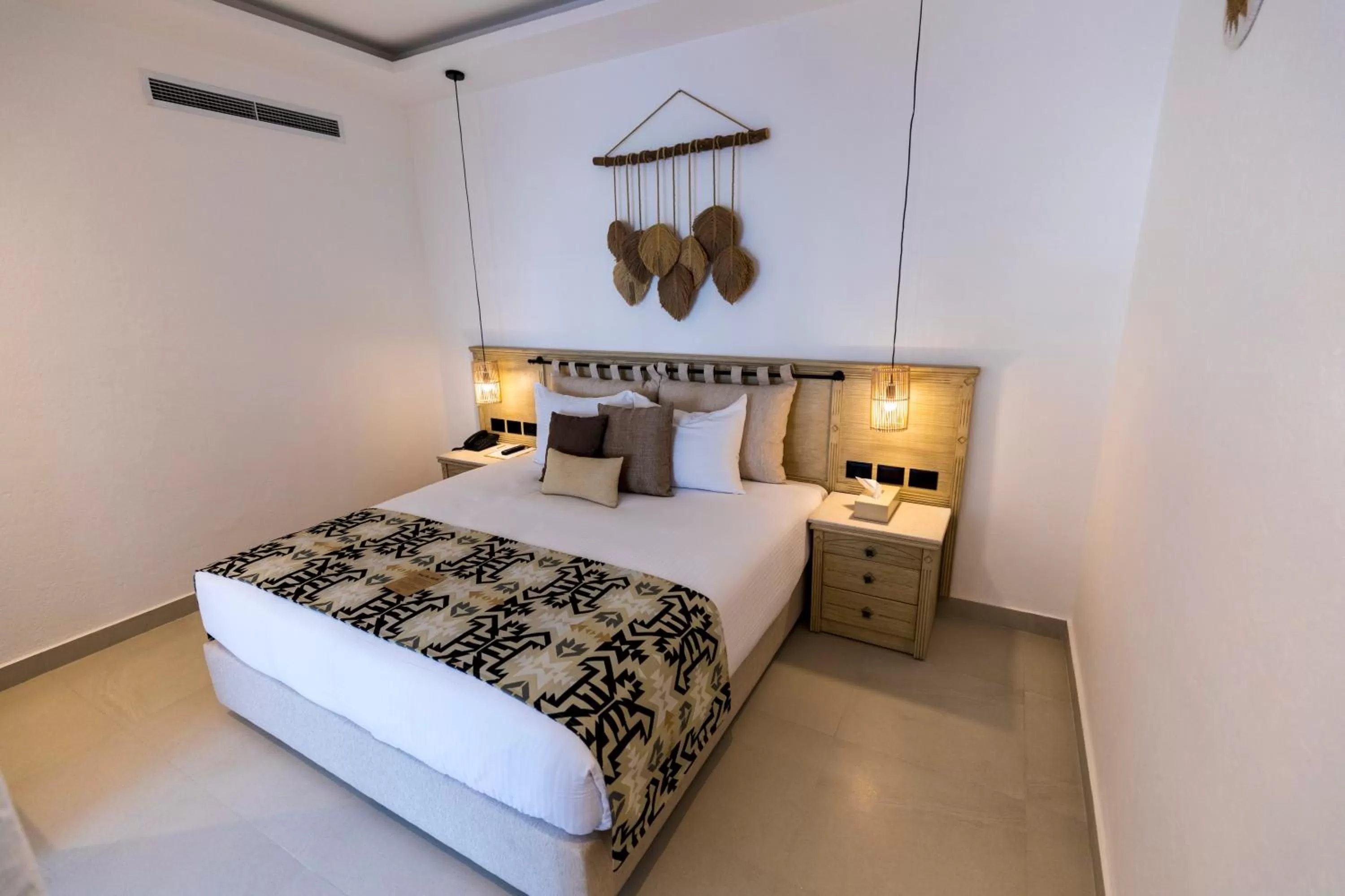 Junior Jacuzzi suite- Posh Club in Sunrise Tucana Resort Grand Select