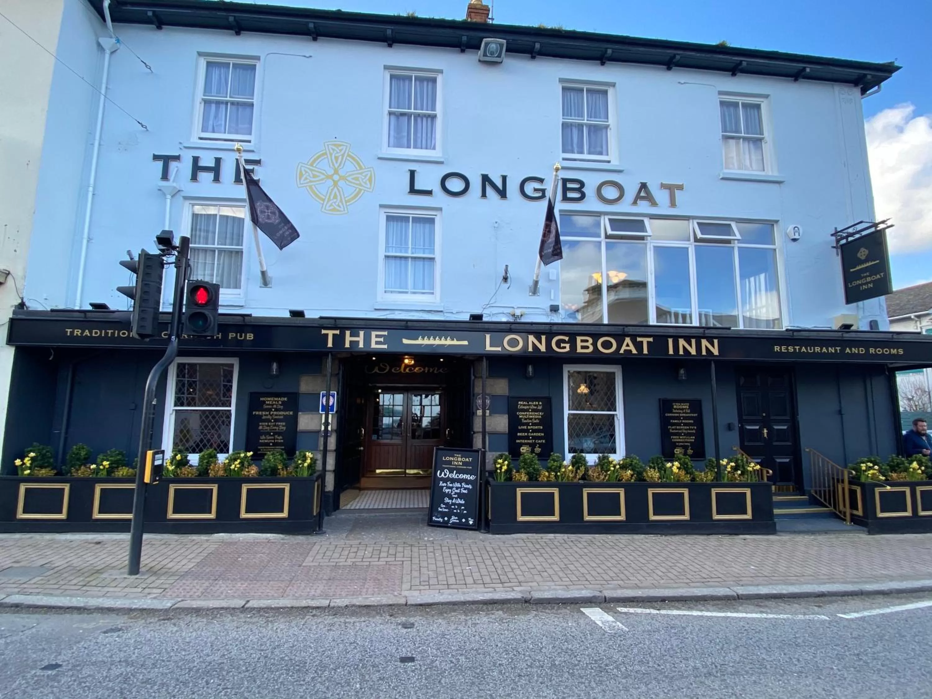 Property building in The Longboat Inn