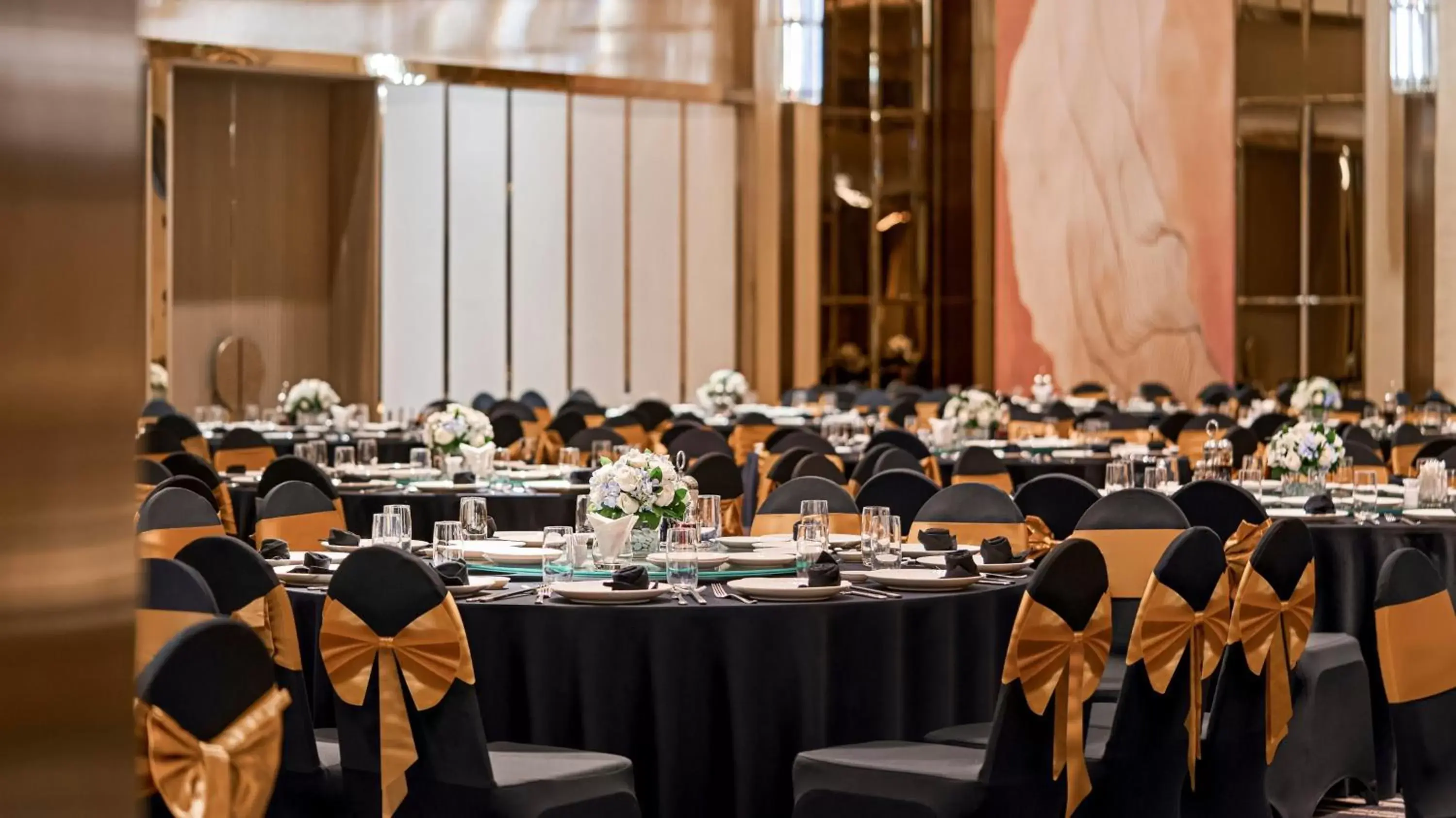 Meeting/conference room, Banquet Facilities in InterContinental Residences Saigon, an IHG Hotel