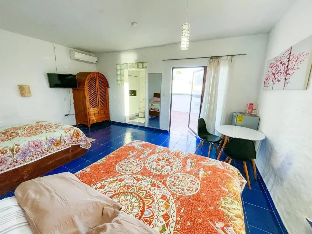 Bedroom in Hotel Allende