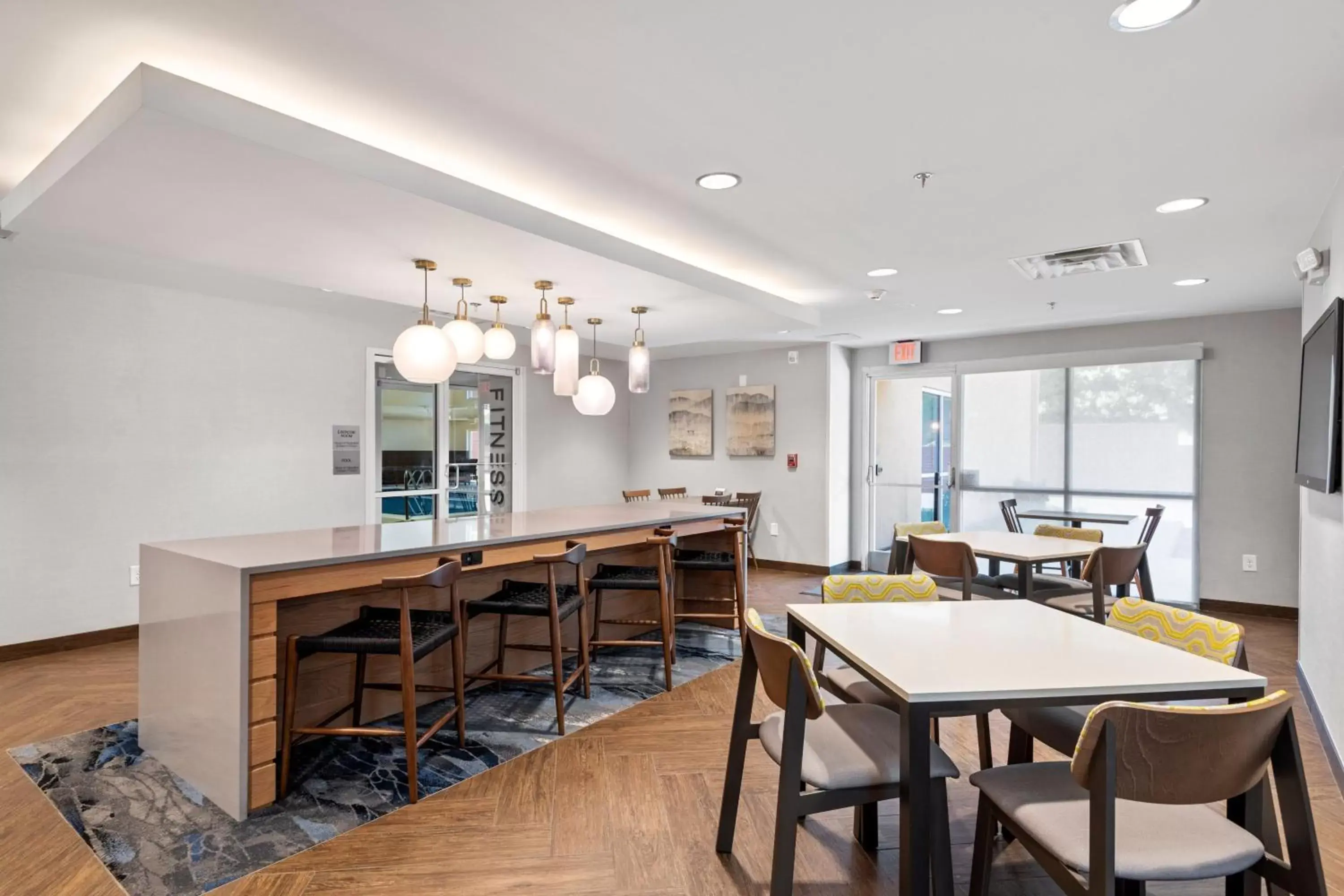 Breakfast, Restaurant/Places to Eat in Fairfield Inn & Suites by Marriott Hickory