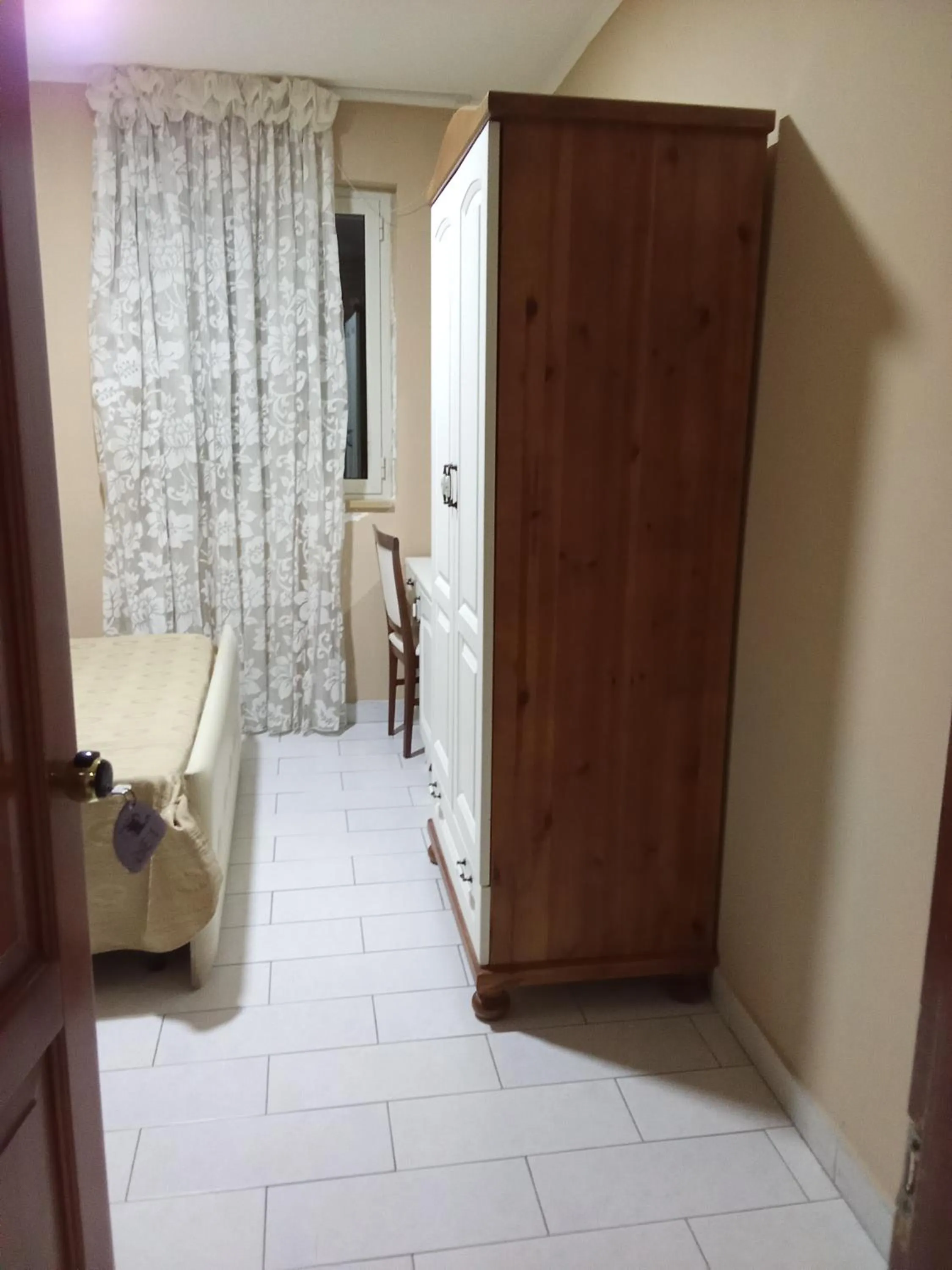 Bathroom in Green Park Hotel