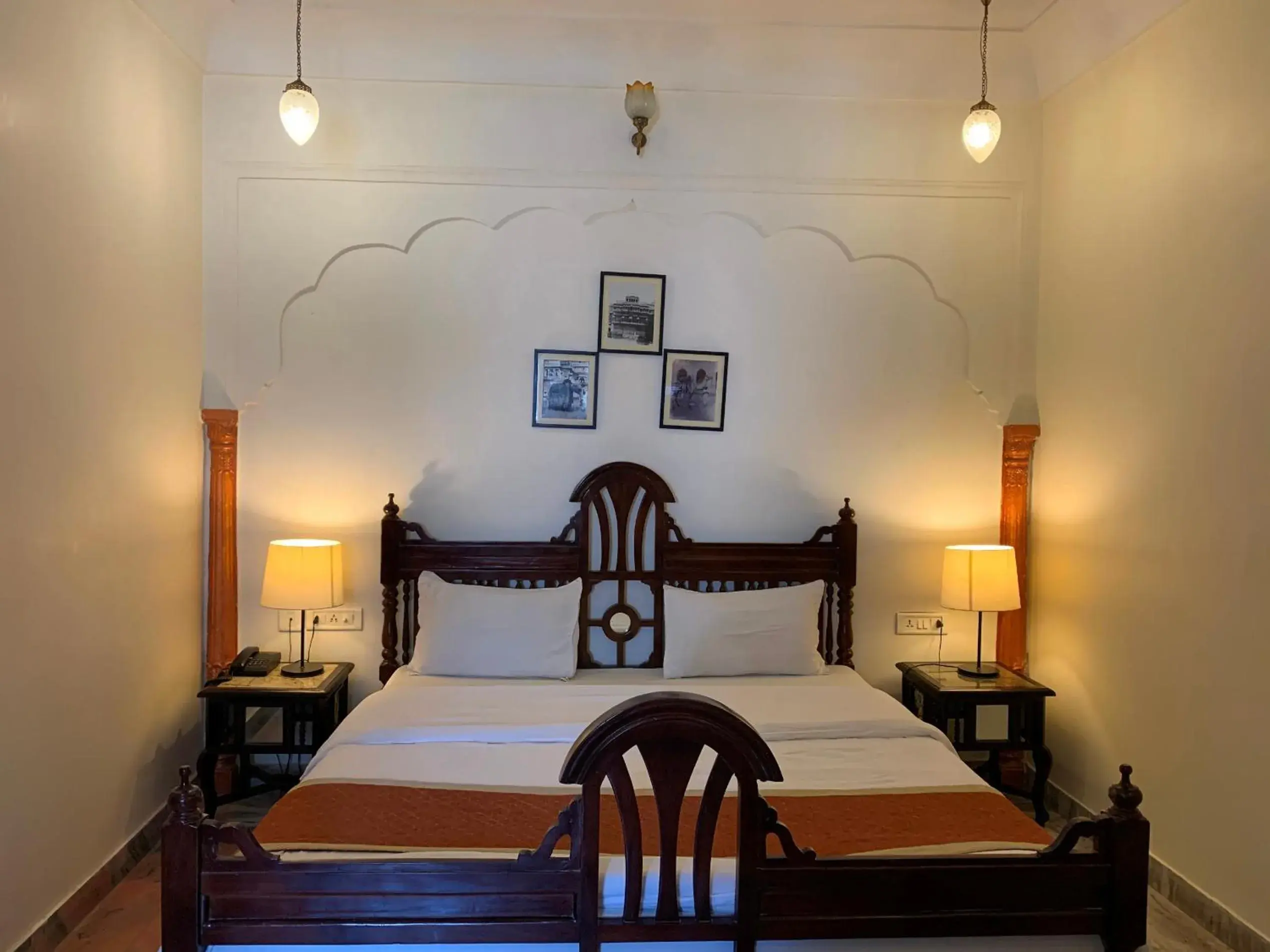 Bed in Vinayak Guest House