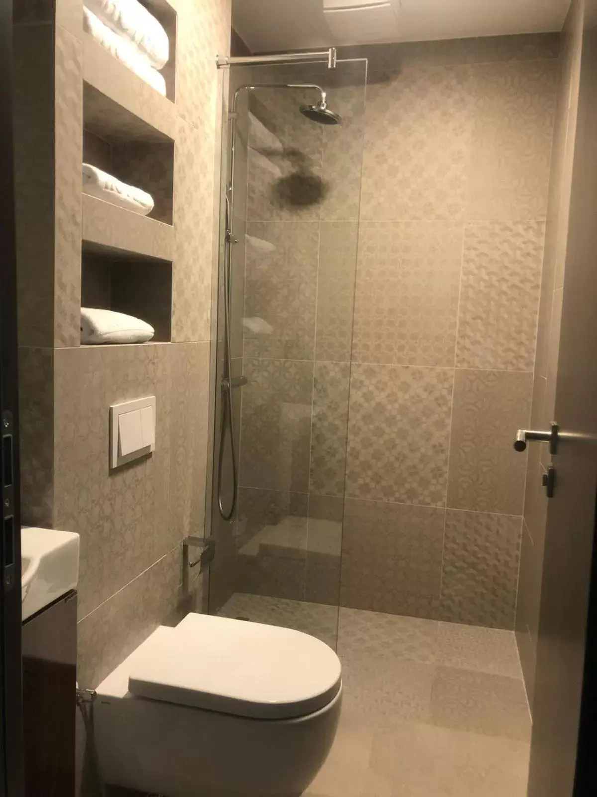 Deluxe Double Room in Qama Hotel Deluxe Double Room in Qama Hotel