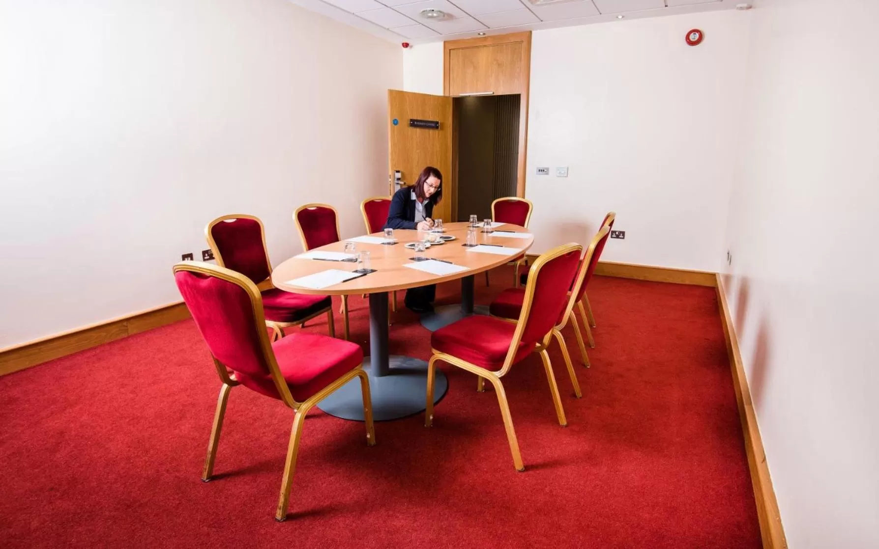 Meeting/conference room in La Mon Hotel & Country Club