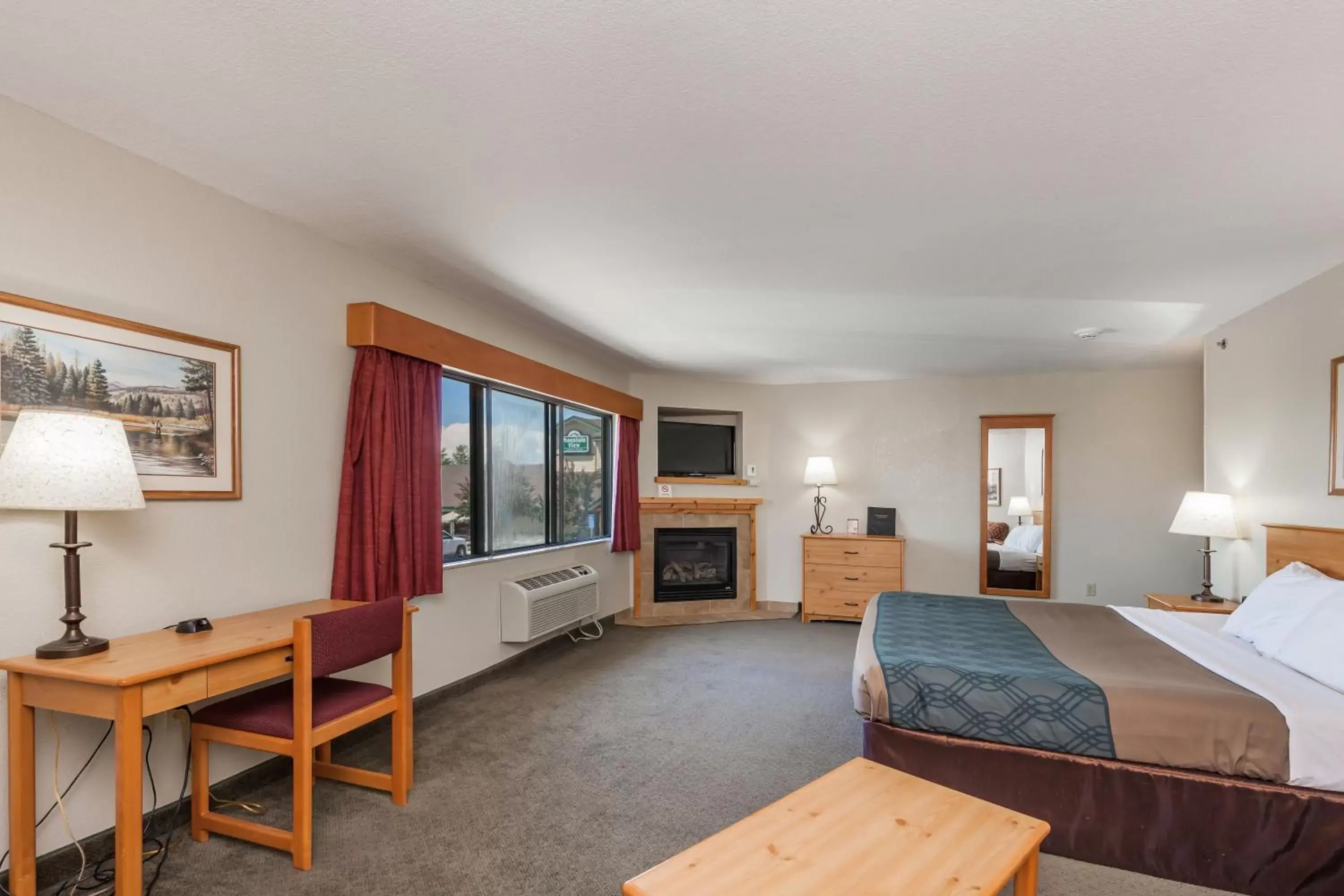 Photo of the whole room in MountainView Lodge and Suites