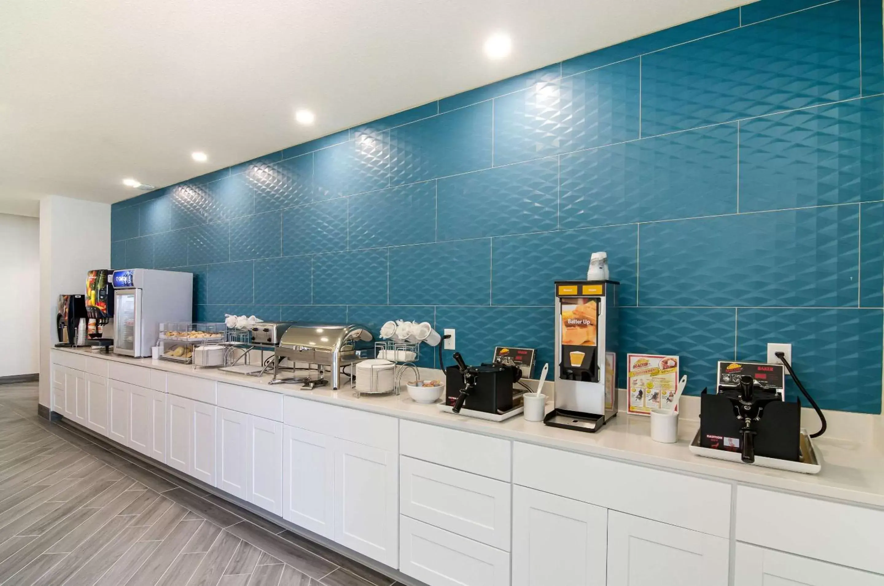 Restaurant/places to eat in Comfort Inn & Suites Gulf Shores East Beach near Gulf State Park Restaurant/places to eat in Comfort Inn & Suites Gulf Shores East Beach near Gulf State Park