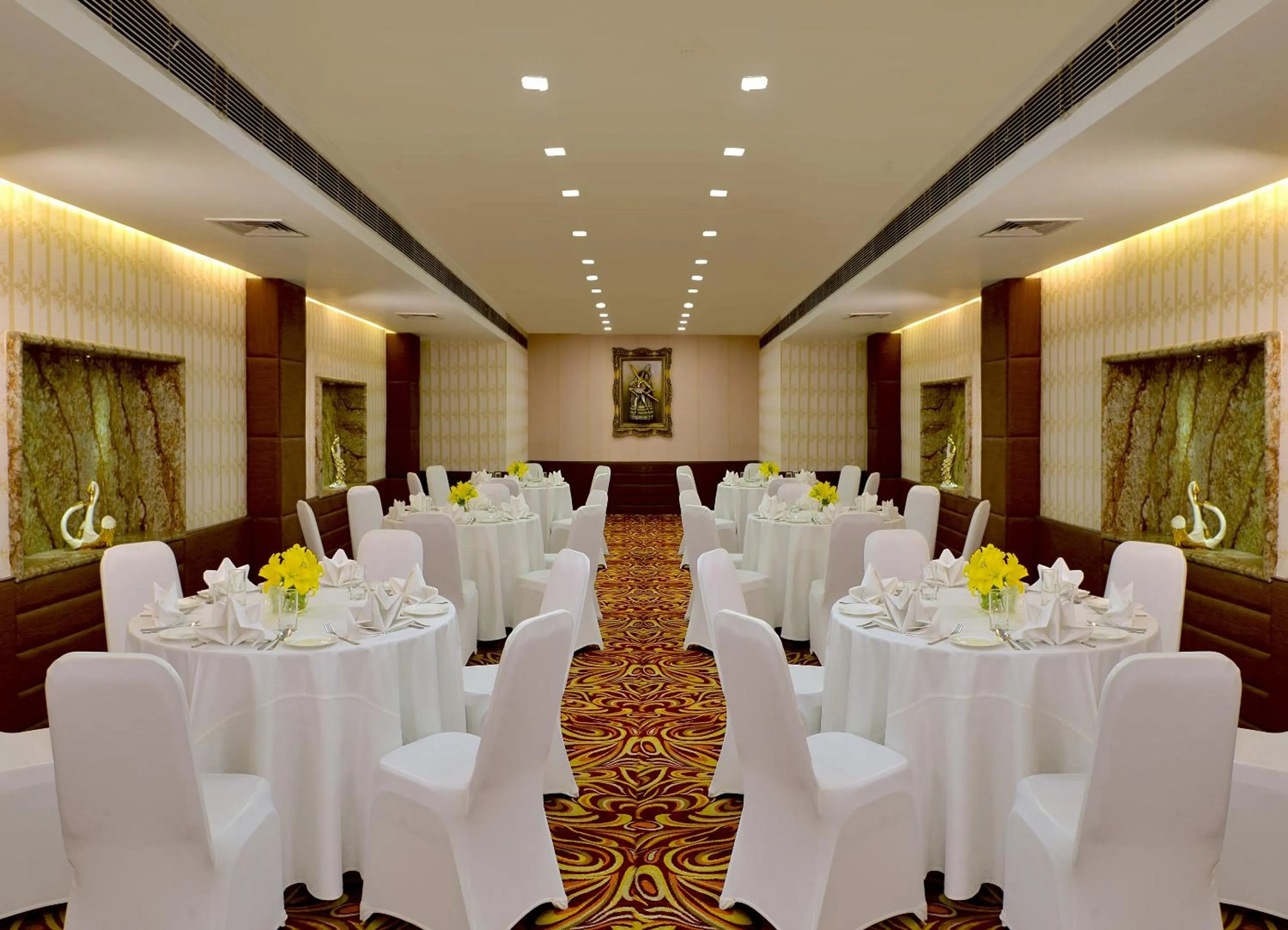 Meeting/conference room in Taurus Sarovar Portico