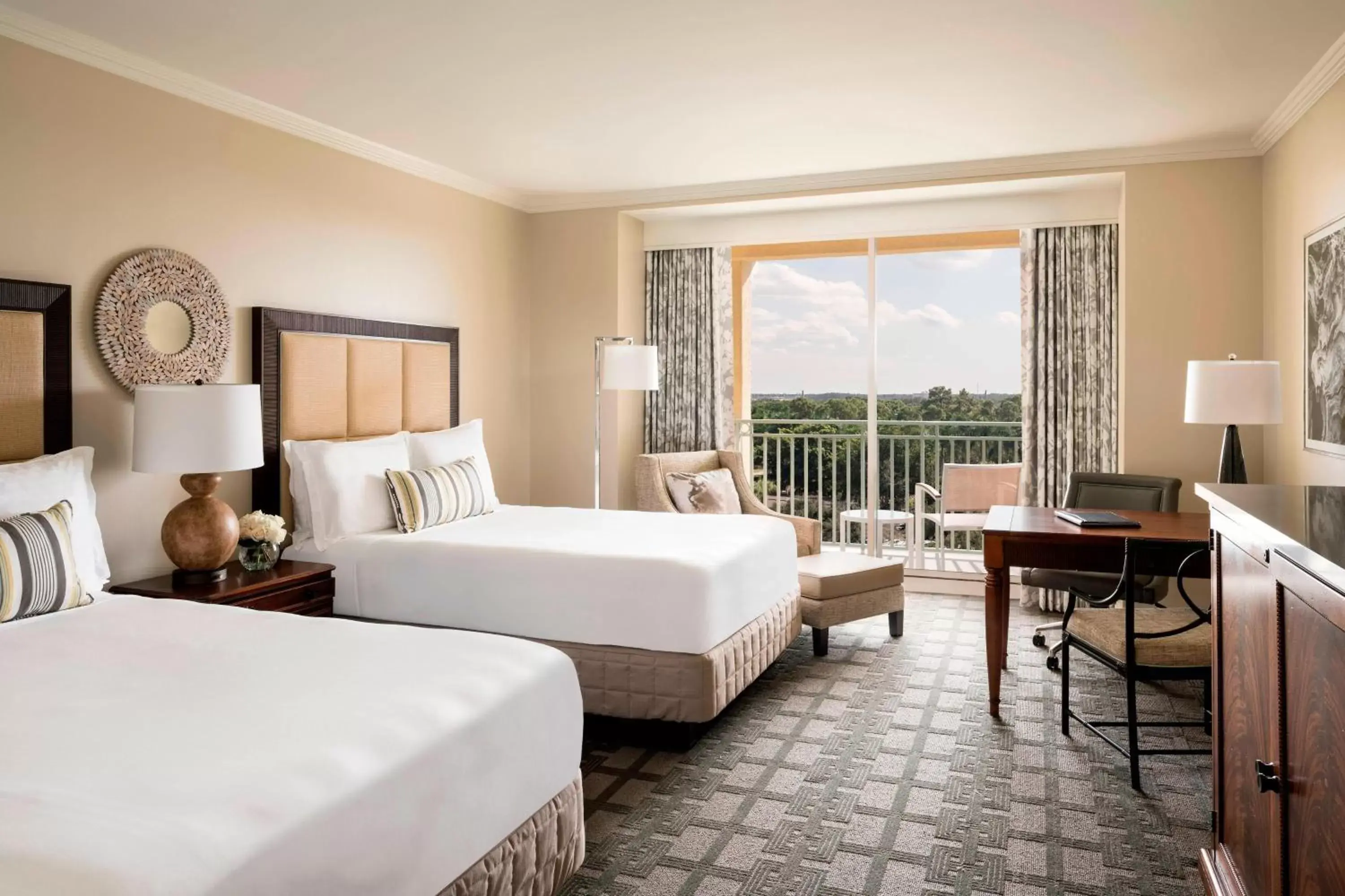 Club Resort View Double in The Ritz-Carlton Naples, Tiburón Club Resort View Double in The Ritz-Carlton Naples, Tiburón