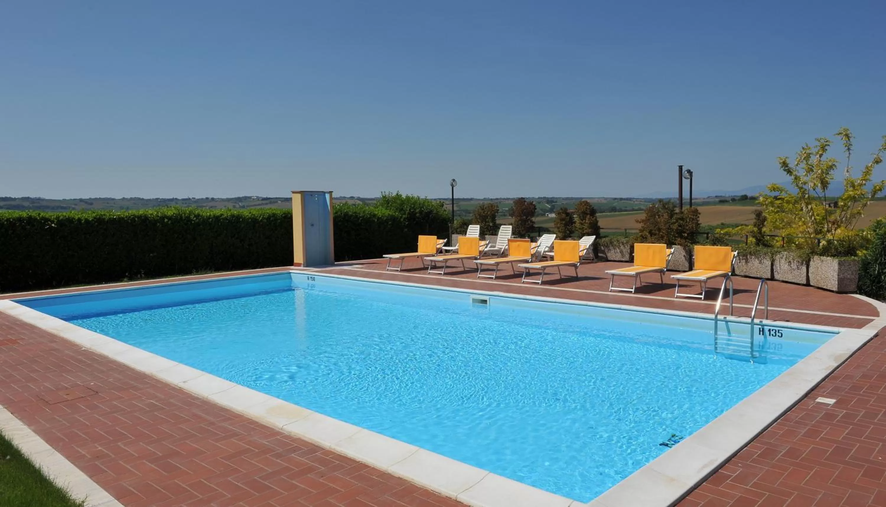 Solarium, Swimming Pool in Tenuta Badia '99