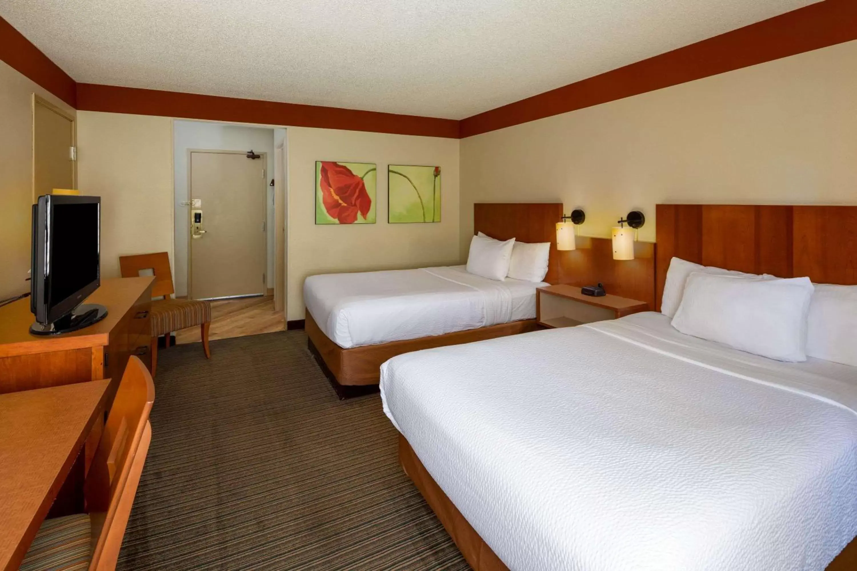 Deluxe Double Room with Two Double Beds - Non-Smoking in La Quinta by Wyndham Savannah Southside