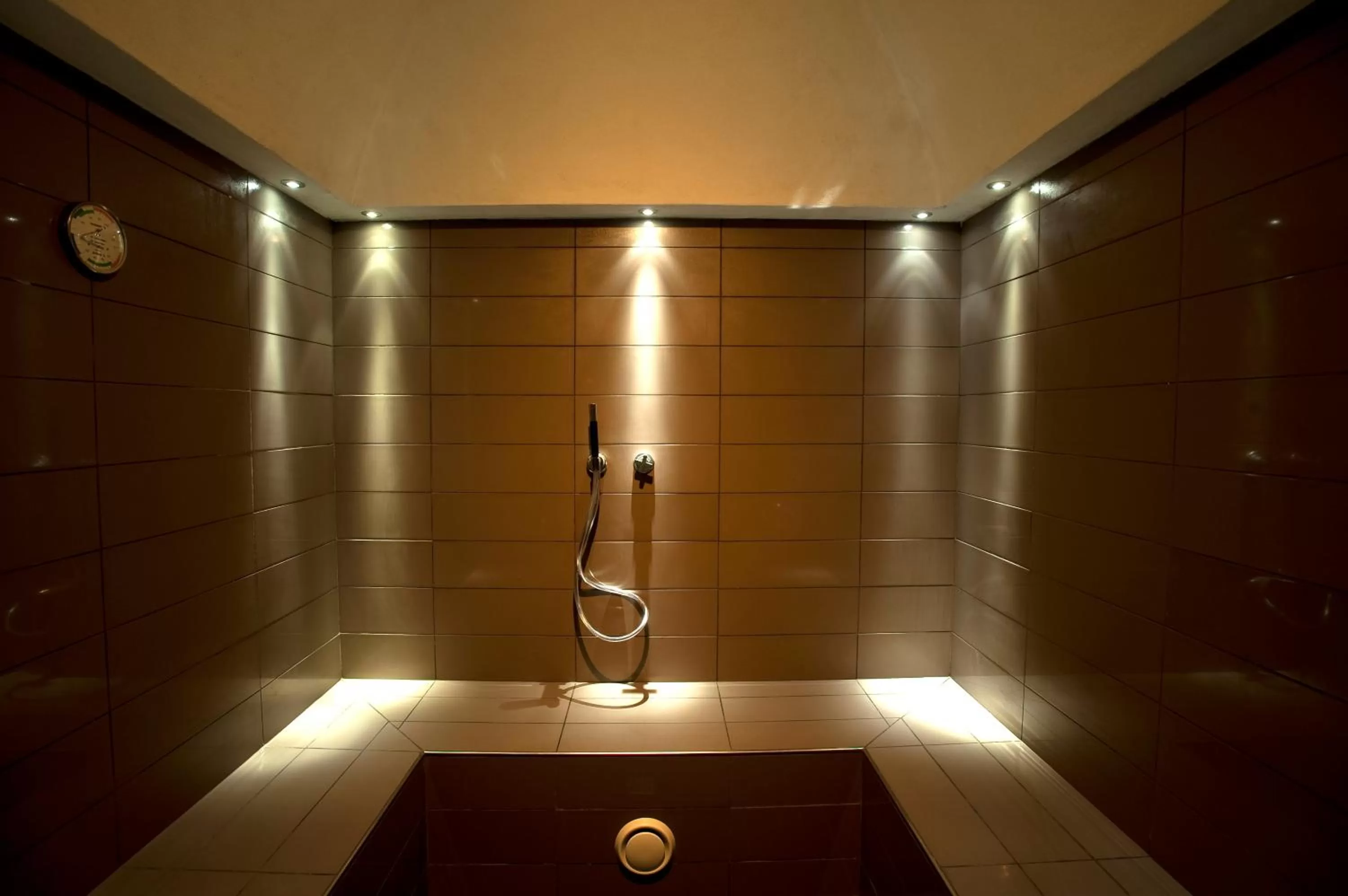 Steam room in Best Western Plus The Hub Hotel