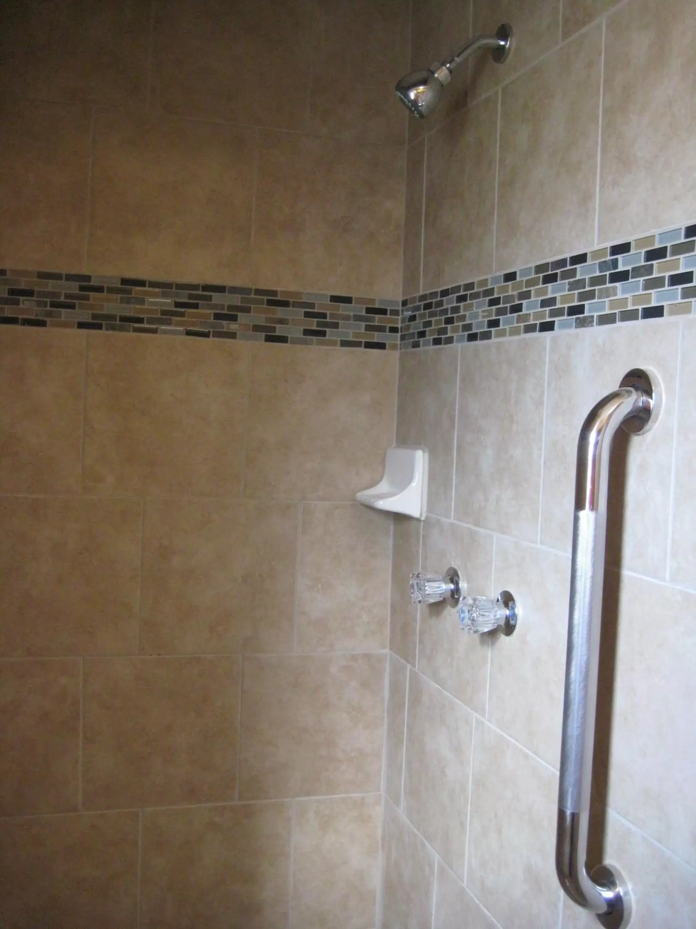 Shower, Bathroom in Americas Best Value Inn - Porterville
