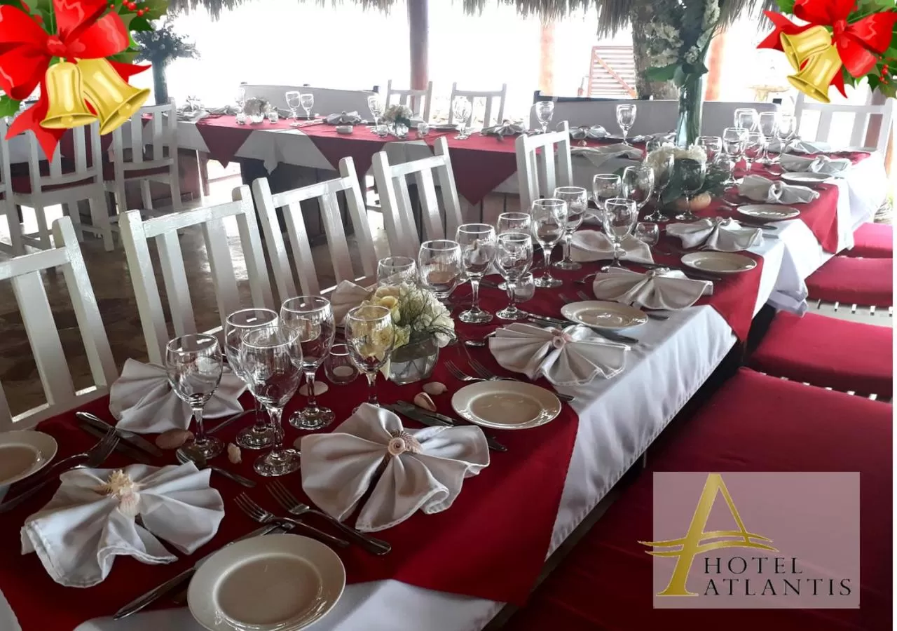 Restaurant/places to eat in Hotel Atlantis