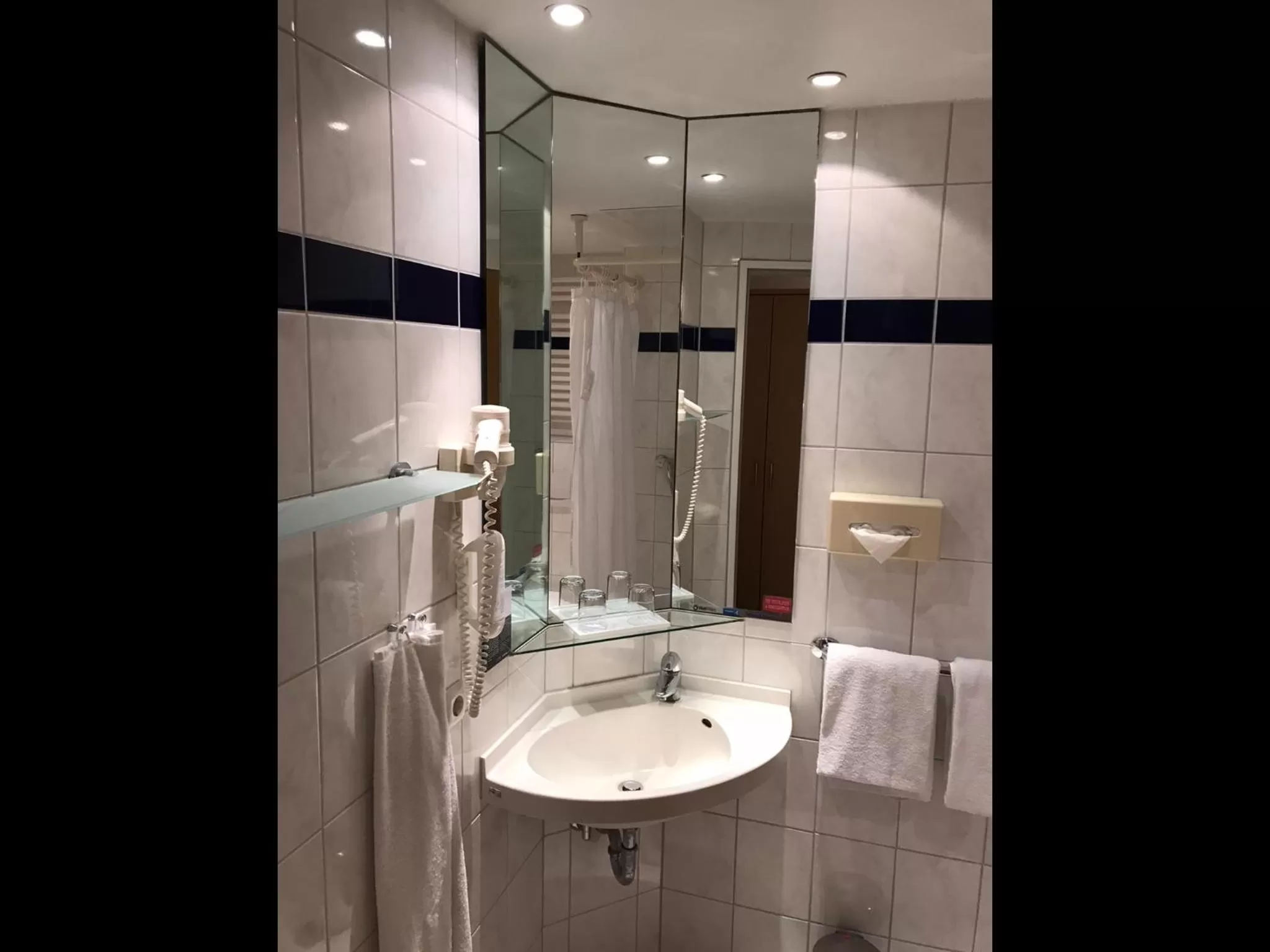 Superior Harbor View in Hotel Stadthafen Stade