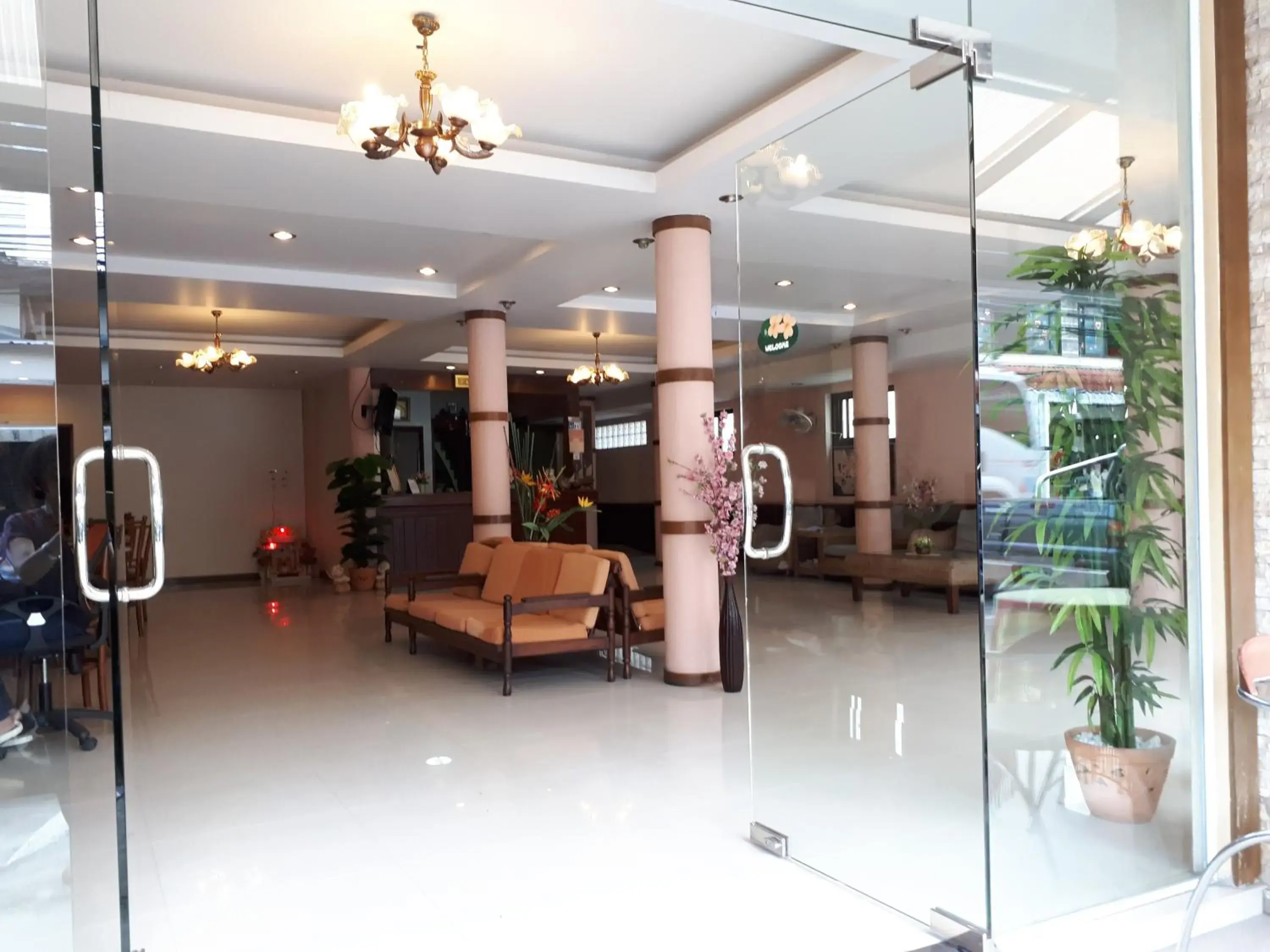 Lobby/Reception in Nathon Residence Hotel