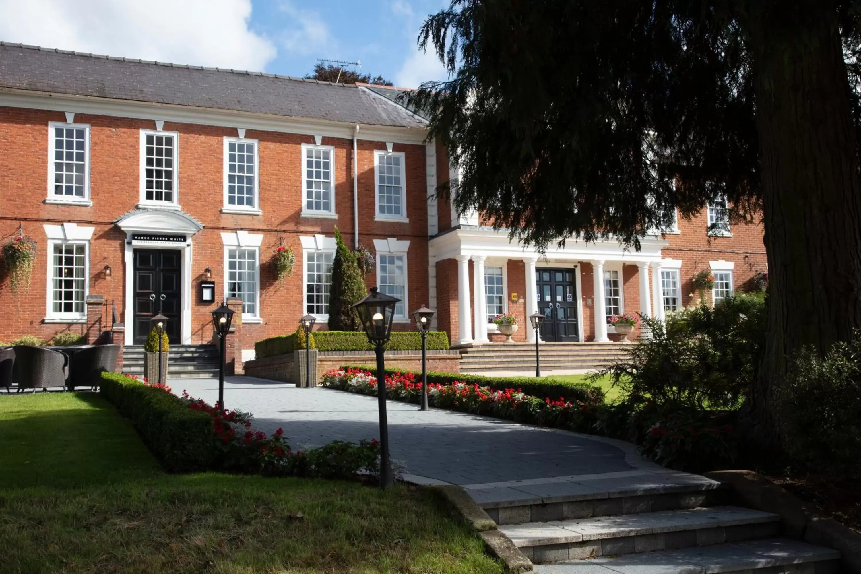 Facade/entrance in Manor Hotel Solihull, BW Signature Collection Facade/entrance in Manor Hotel Solihull, BW Signature Collection