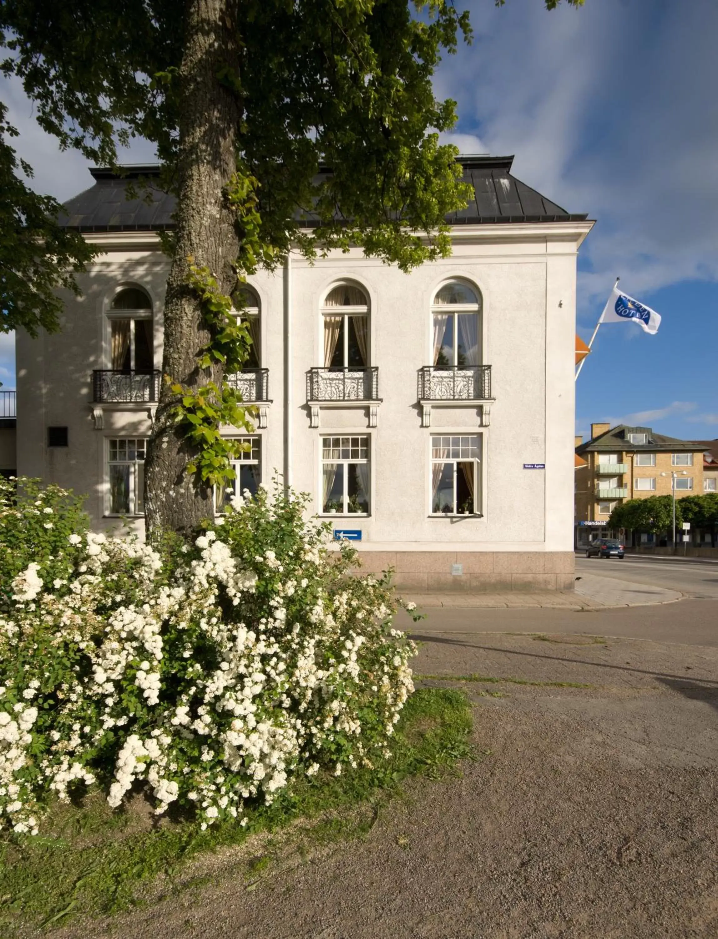 Facade/entrance, Property Building in Amals Stadshotell, Sure Hotel Collection by Best Western