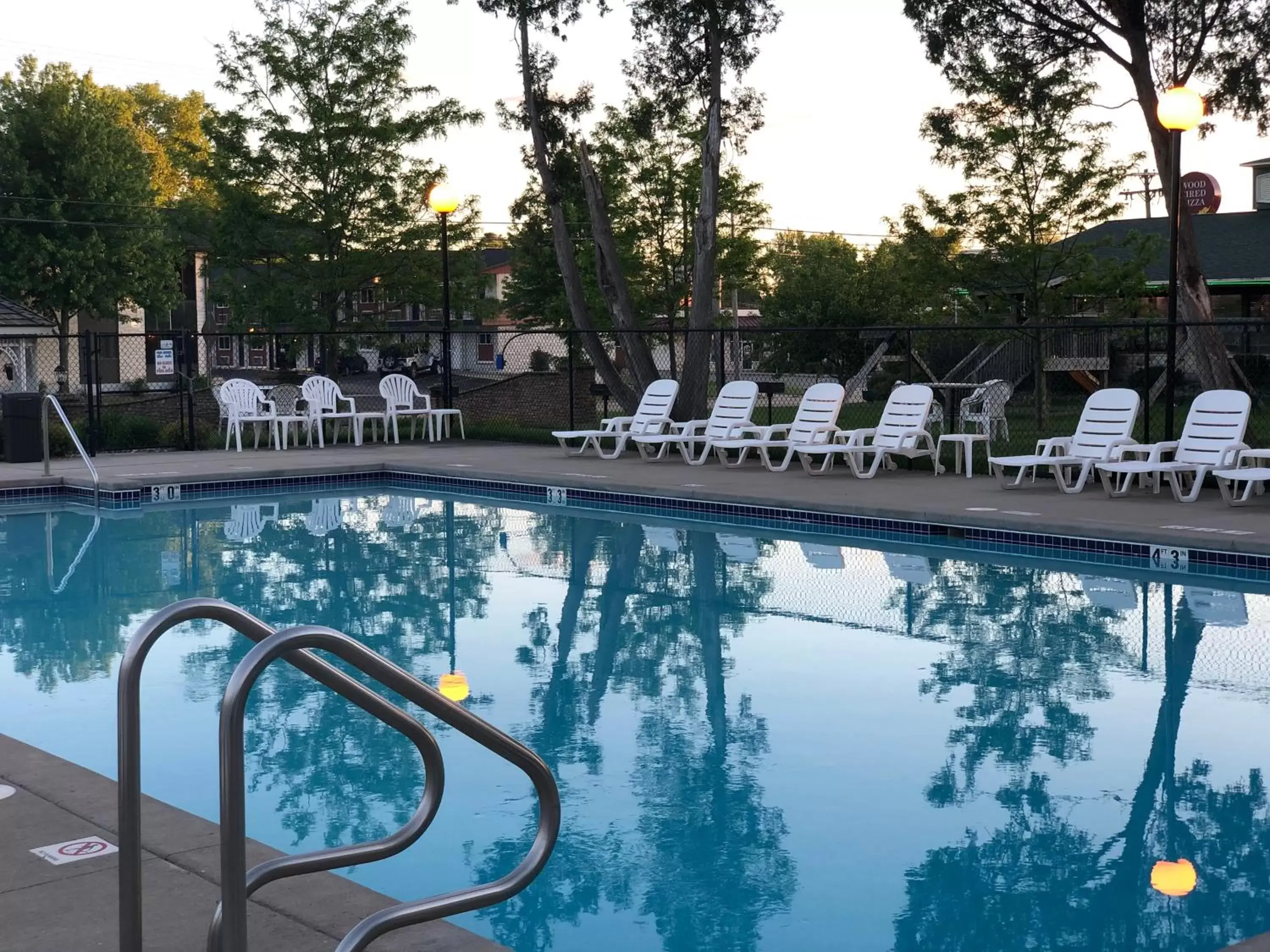 Swimming Pool in Amber's Inn and Suites