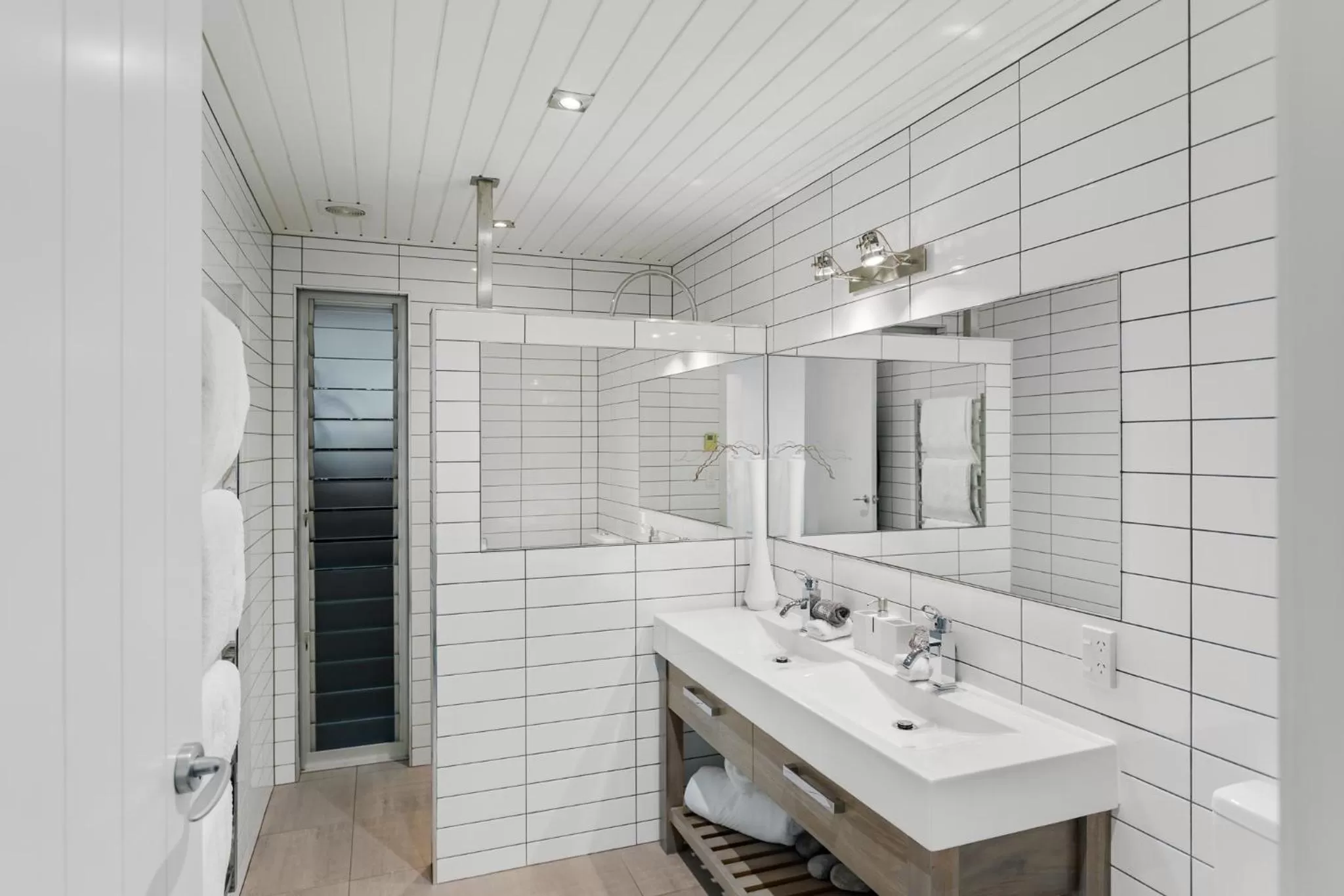 Bathroom in Acacia Cliffs Lodge