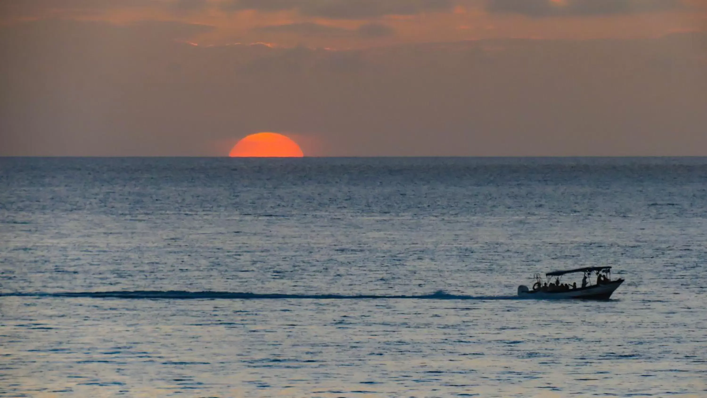 Sunset, Sunrise/Sunset in Maia Suites Cozumel