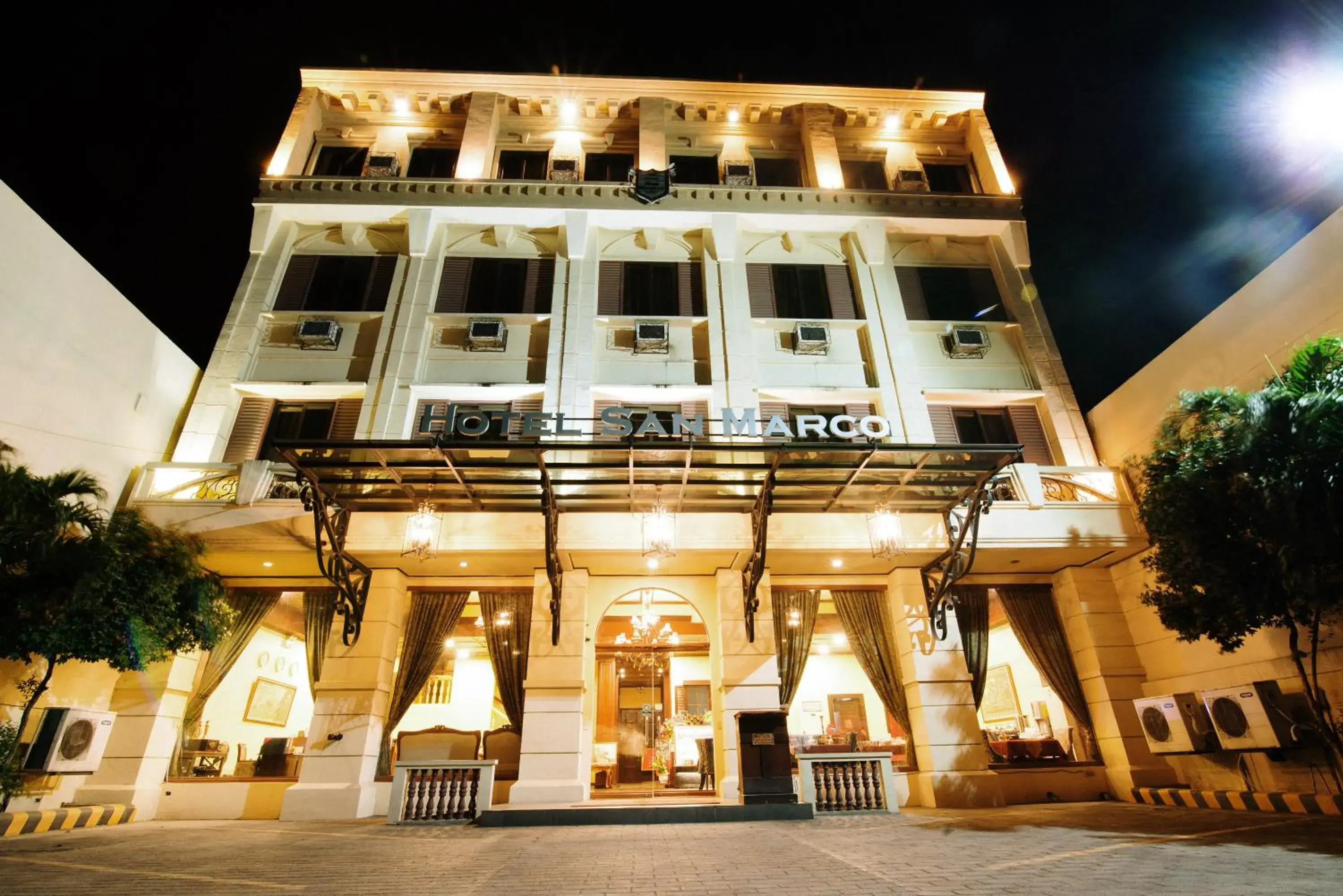 Property Building in Hotel San Marco