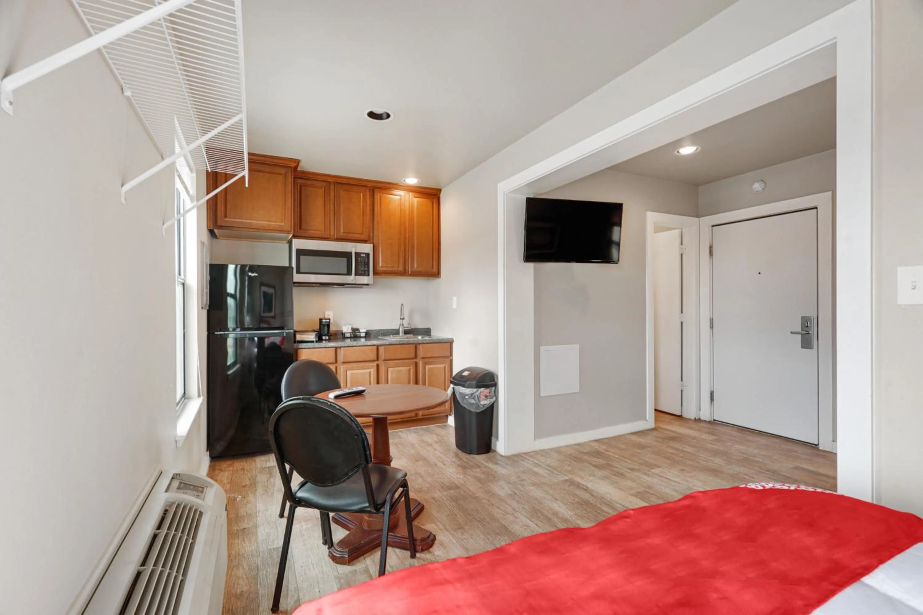 Kitchen or kitchenette in The Resource Inn -Big Lake TX