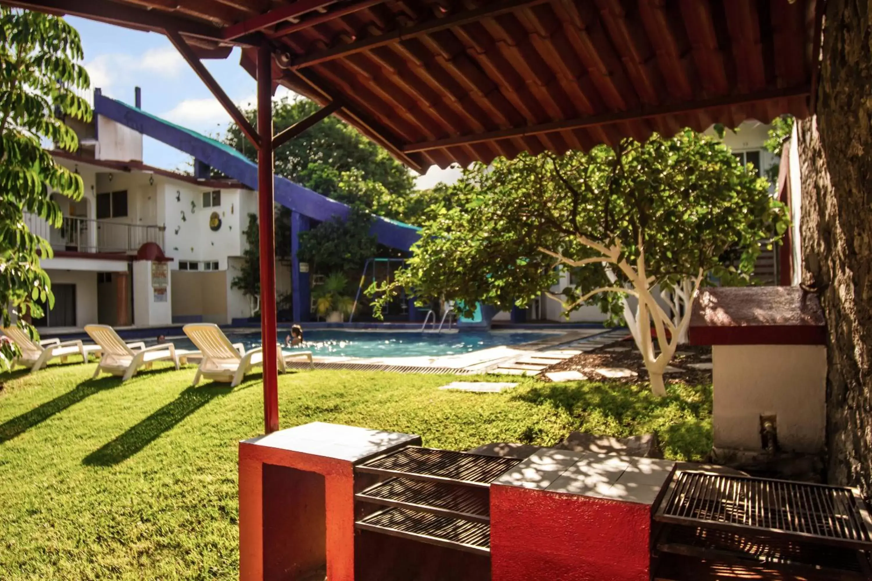 Patio, Swimming Pool in Hotel Quinta Paraiso